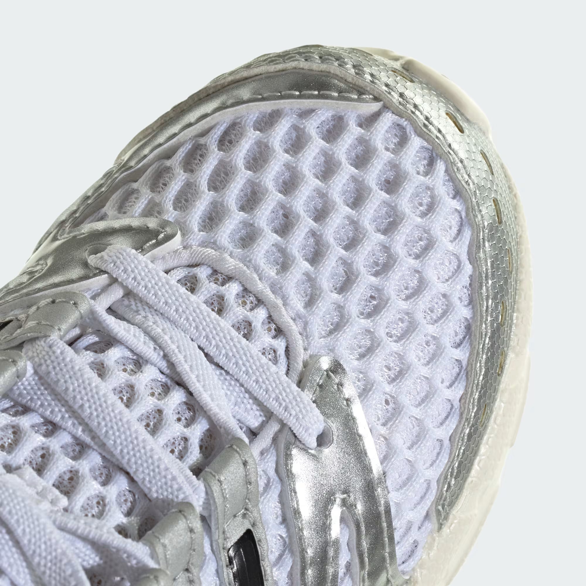 Little Kids adidas Originals Adistar Control 5 Elastic Lace Shoes Cloud White