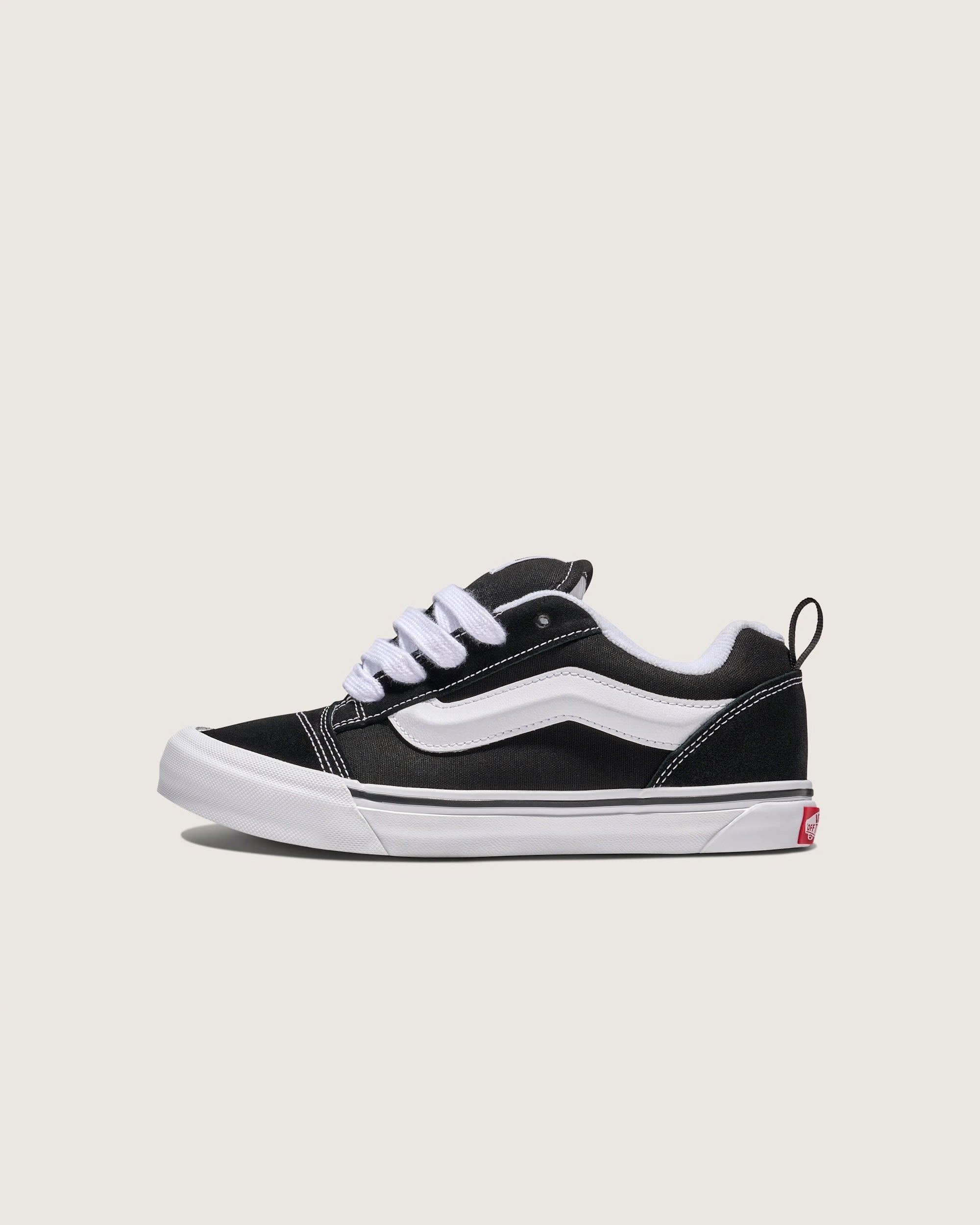 Big Kids Vans Knu Skool Shoes Black/True White