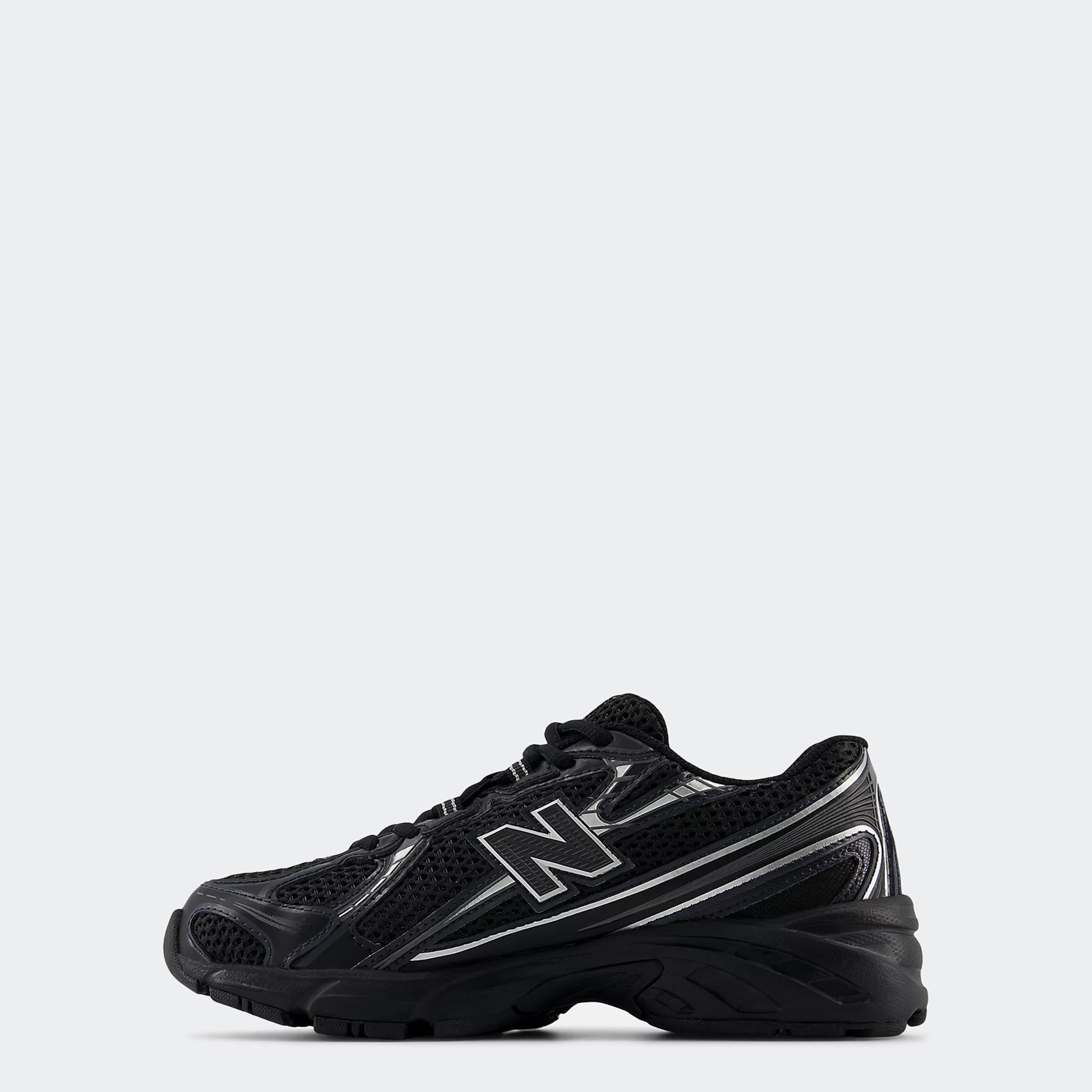 Big Kids New Balance 740 Bungee Shoes Black / Silver Metallic