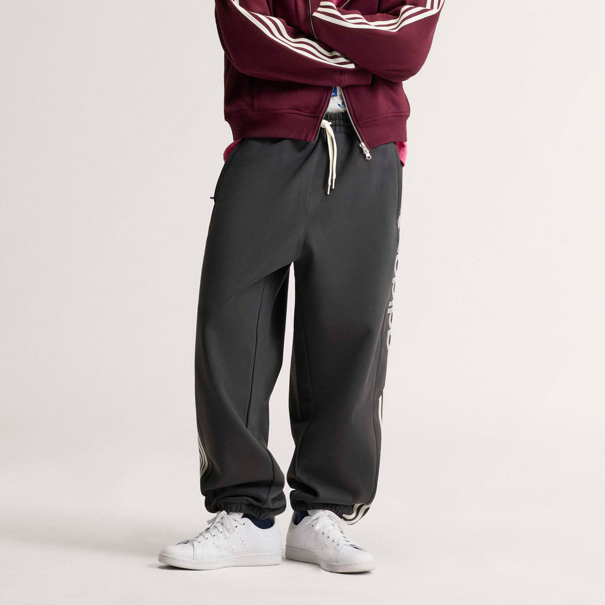 Men's adidas Originals adiSignature NY Joggers Utility Black