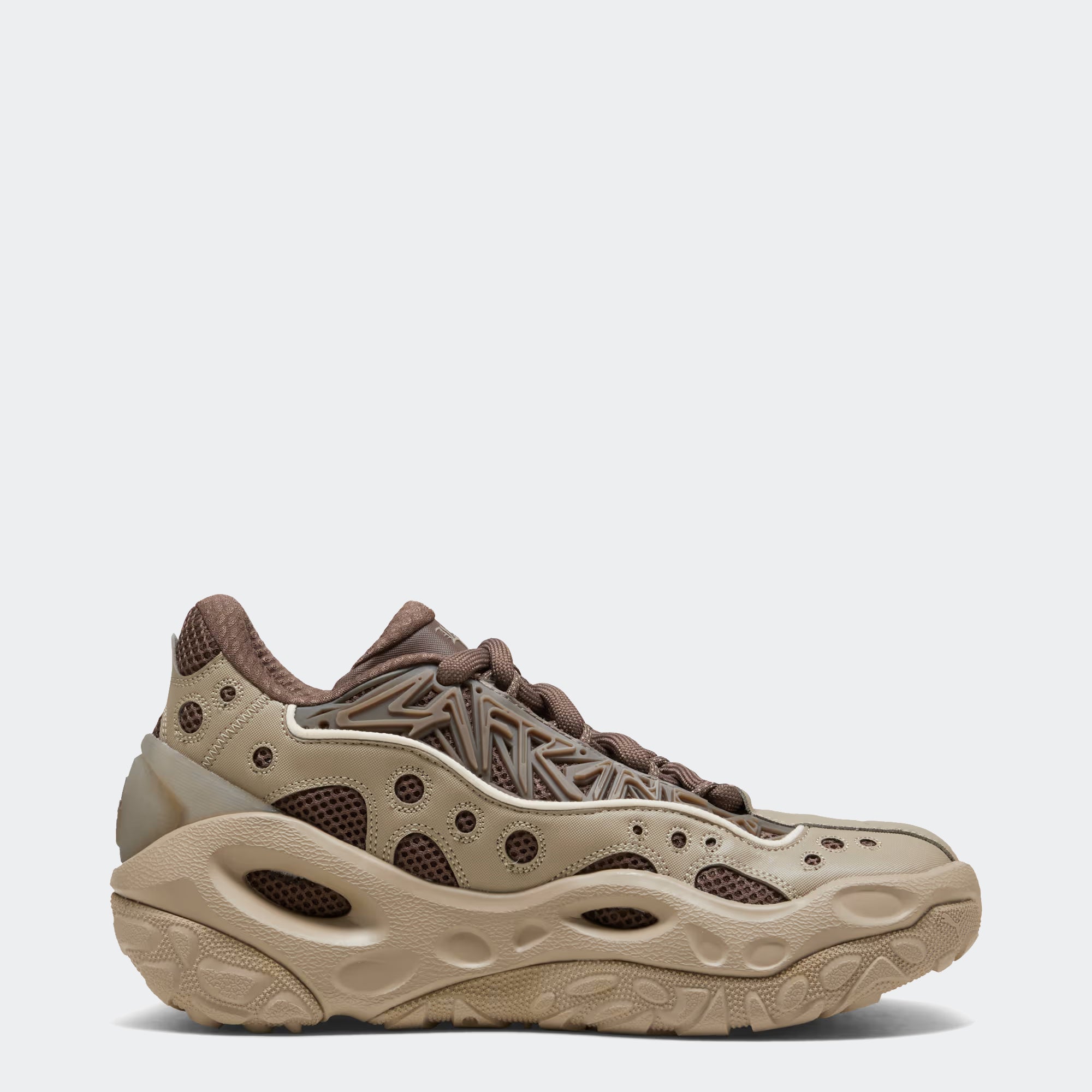 新品　ACEANDRARE ×+FTSUPREME.LA.LA.コラボ　162T Men's PUMA LaFrancé RNR Trail Shoes Ice Coffee | Chicago City Sports