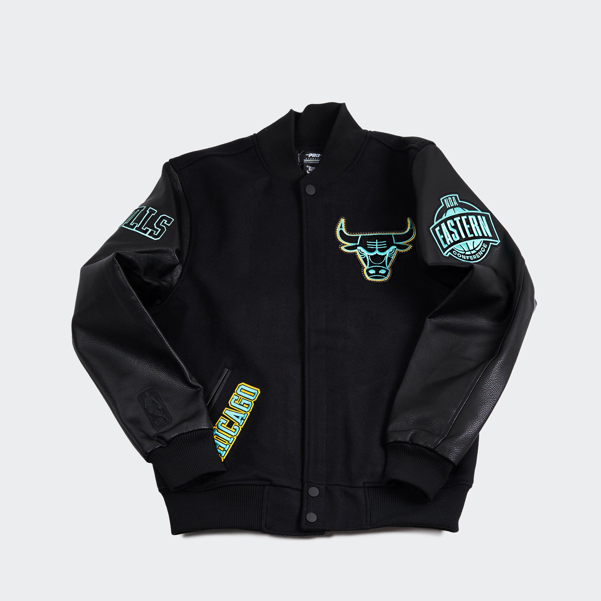 Men’s Pro Standard Chicago Bulls Varsity Jacket Black