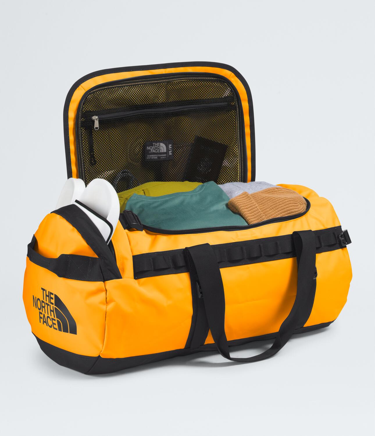 The North Face Base Camp Duffel Bag Summit Gold - M