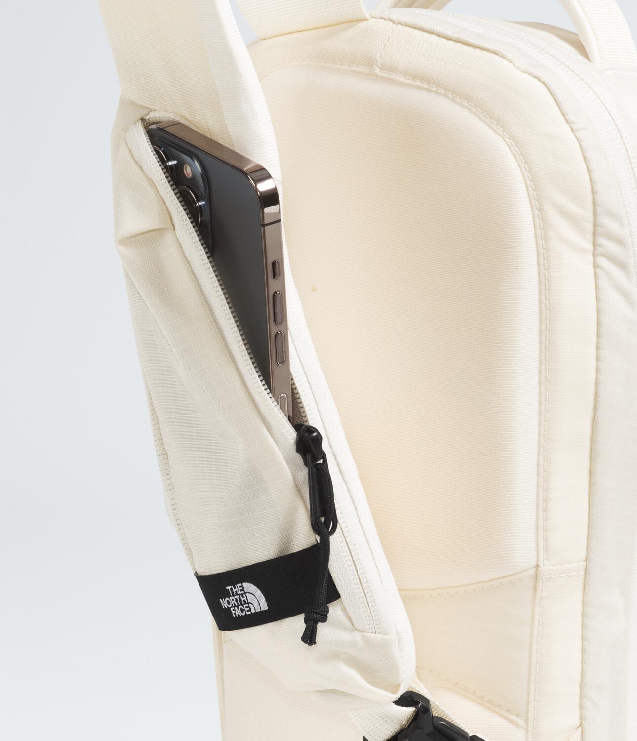 The North Face Borealis Sling Gardenia White / TNF Black