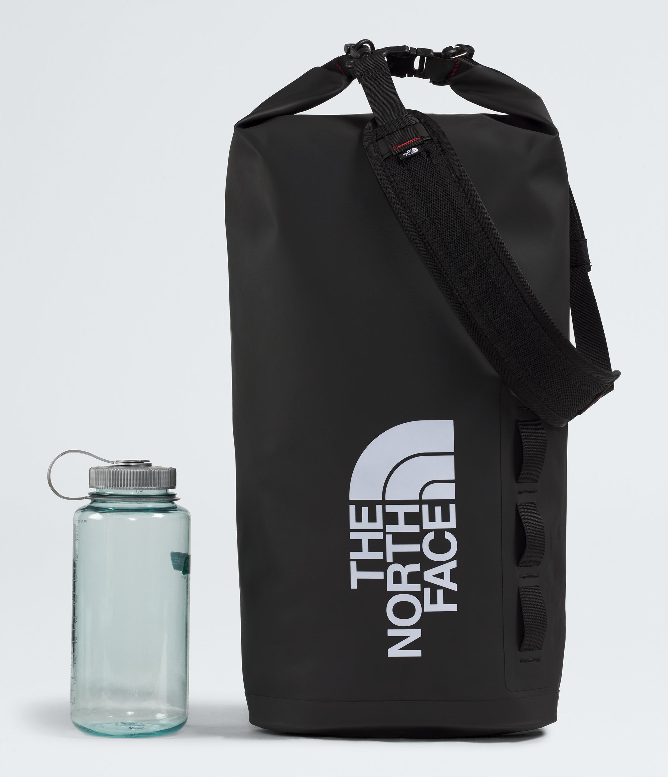 The North Face Base Camp Dry Bag 18L Black