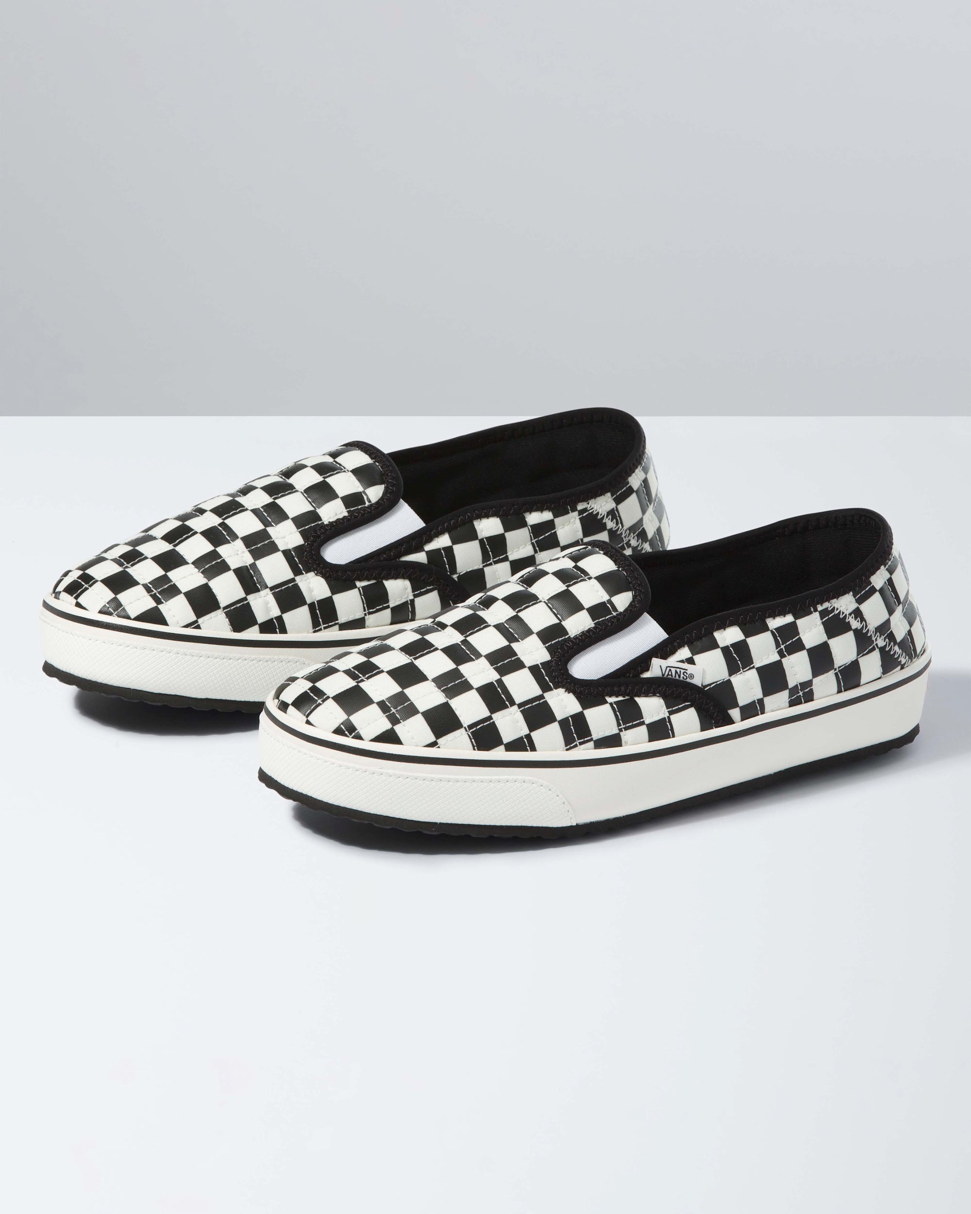 Men's Vans Slip-Er 2 Checkerboard Shoes Black / White