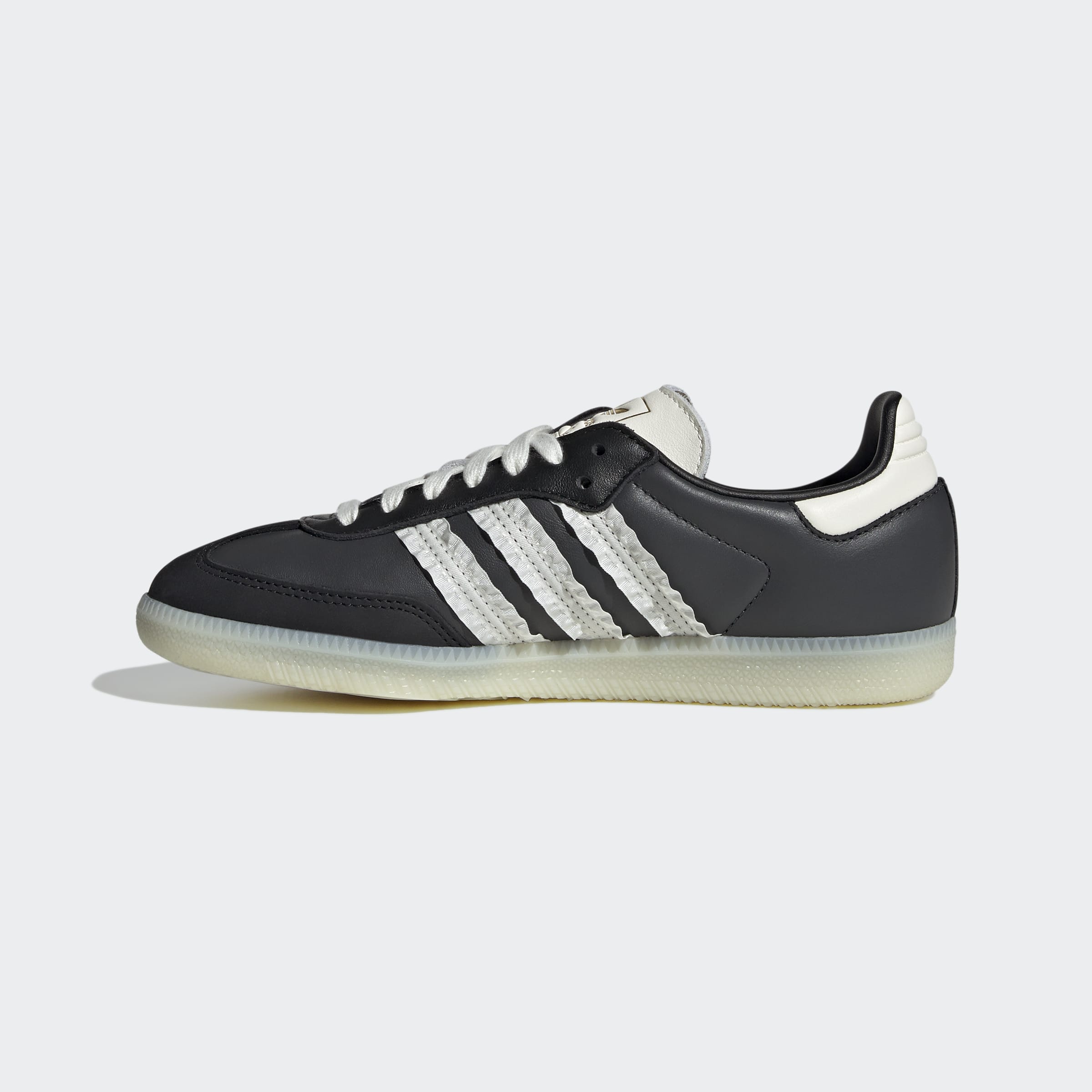 Women's adidas Originals Samba OG Shoes Carbon / Off White / Core Black