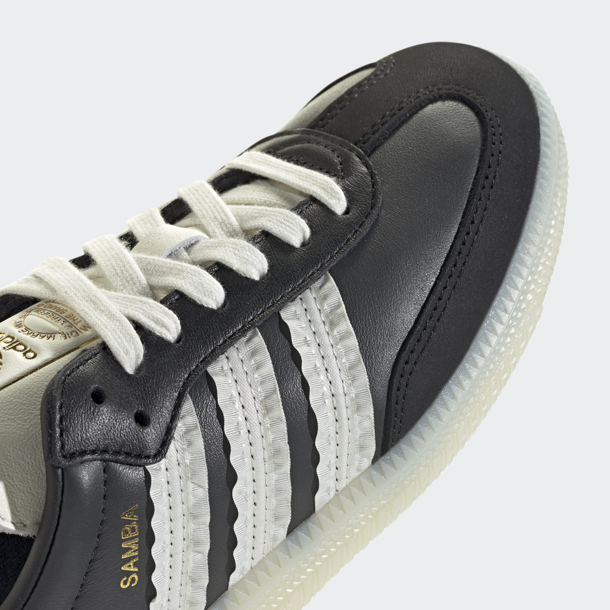 Women's adidas Originals Samba OG Shoes Carbon / Off White / Core Black
