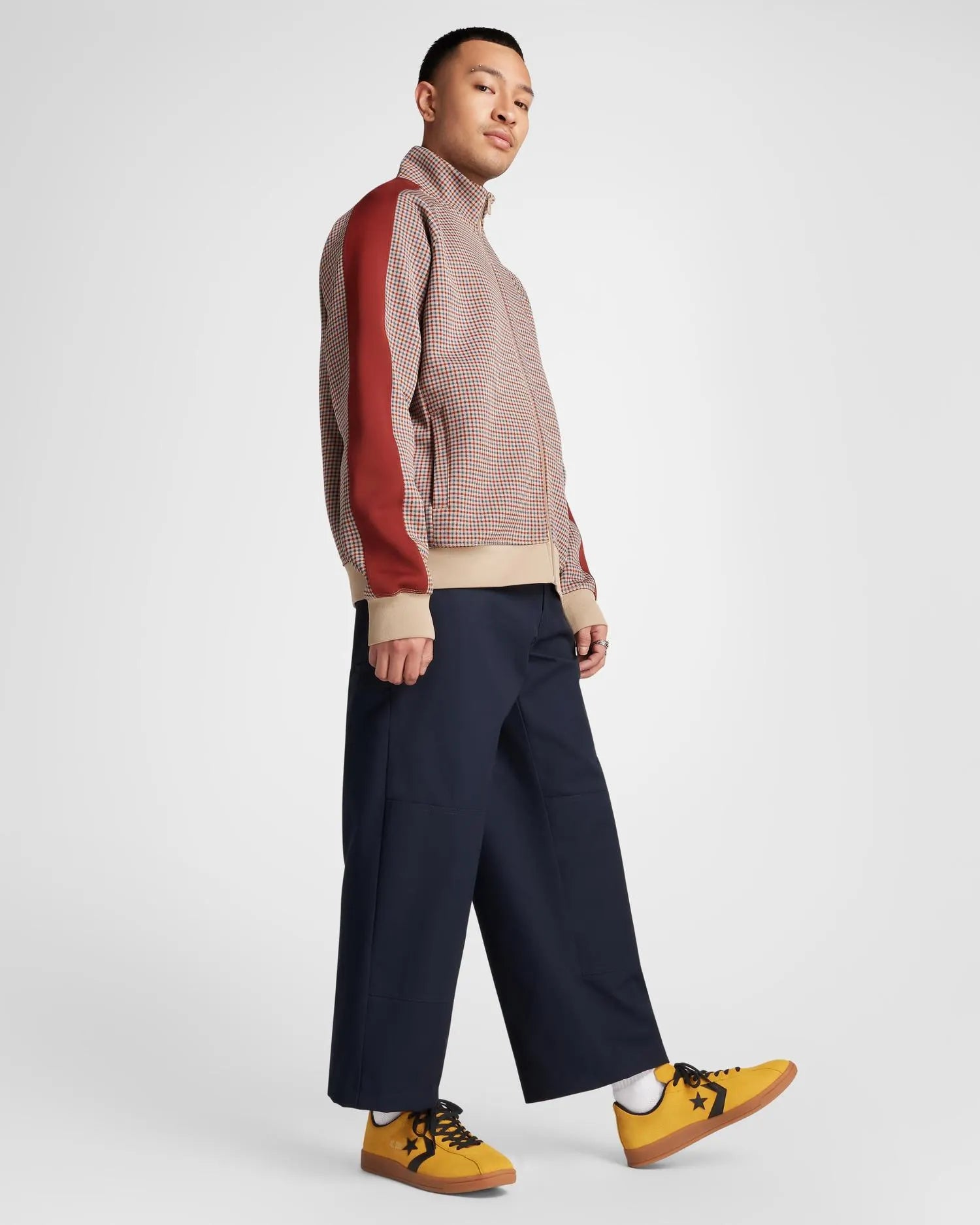 Unisex Converse All Star Classic Trainer Suede Shoes Yellow / Black