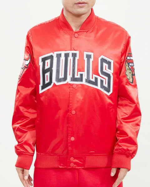 Men’s Pro Standard Chicago Bulls Satin Jacket Red