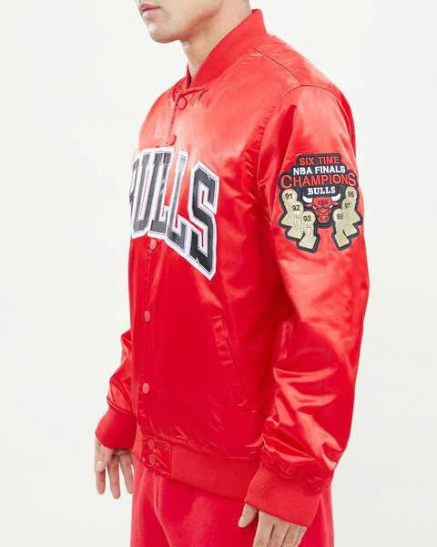 Men’s Pro Standard Chicago Bulls Satin Jacket Red