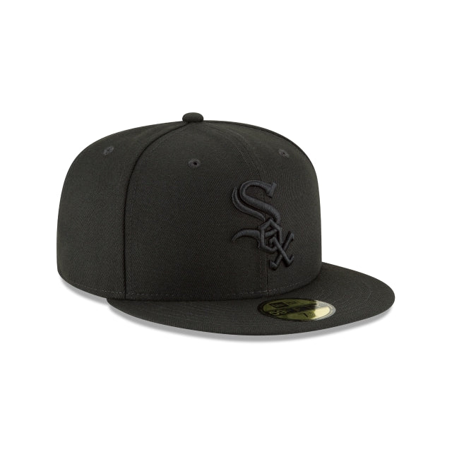 New Era Chicago White Sox Blackout Basic 9FIFTY Snapback
