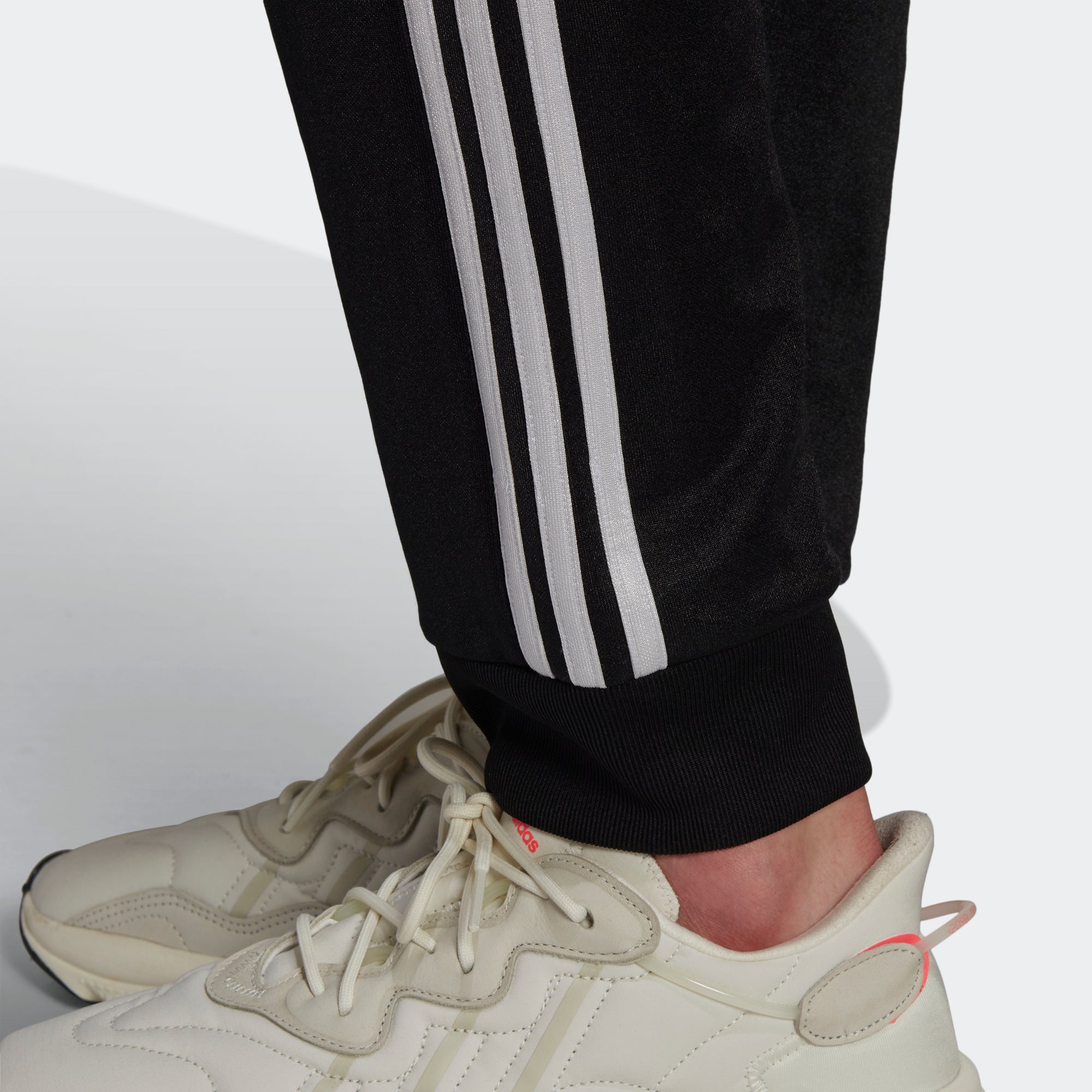 Men's adidas Originals Adicolor Classics SST High-Shine Track Pants Black