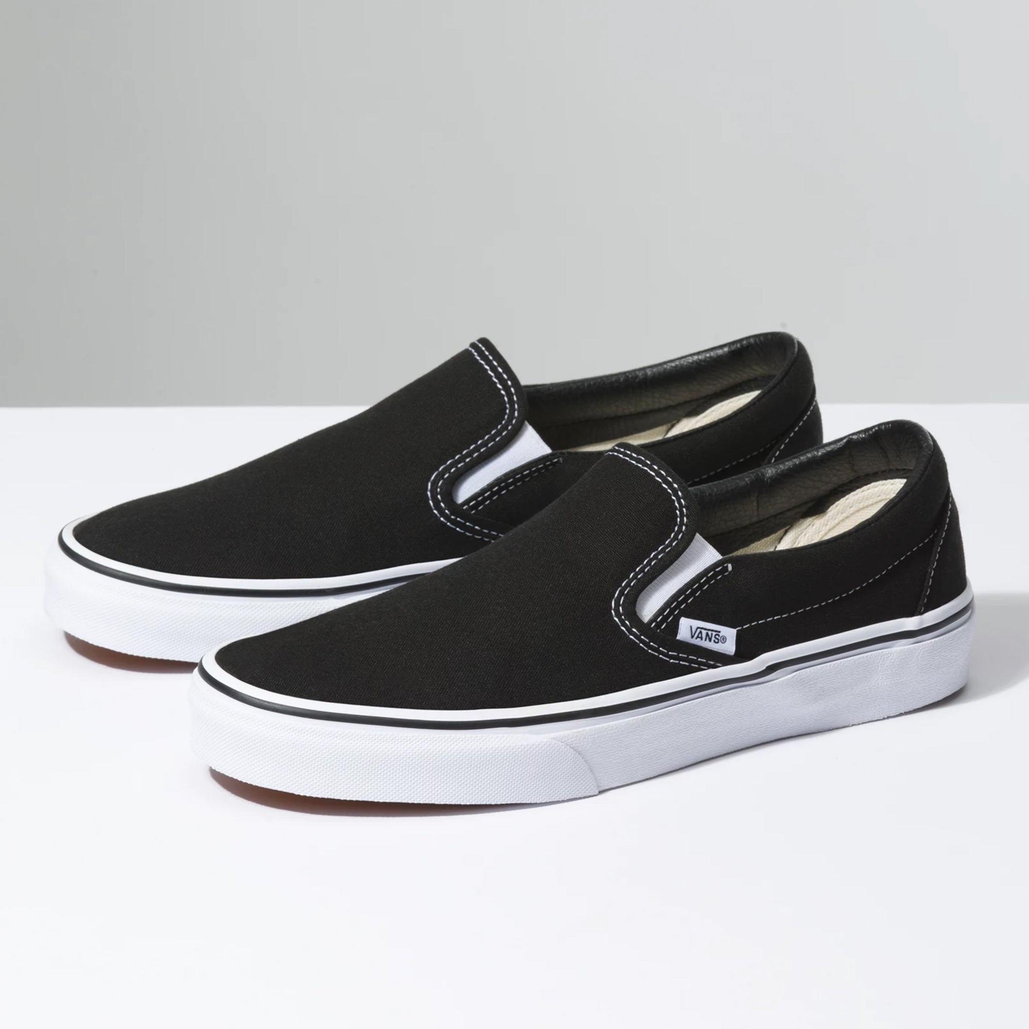 Unisex Vans Slip-On Shoes Black/White