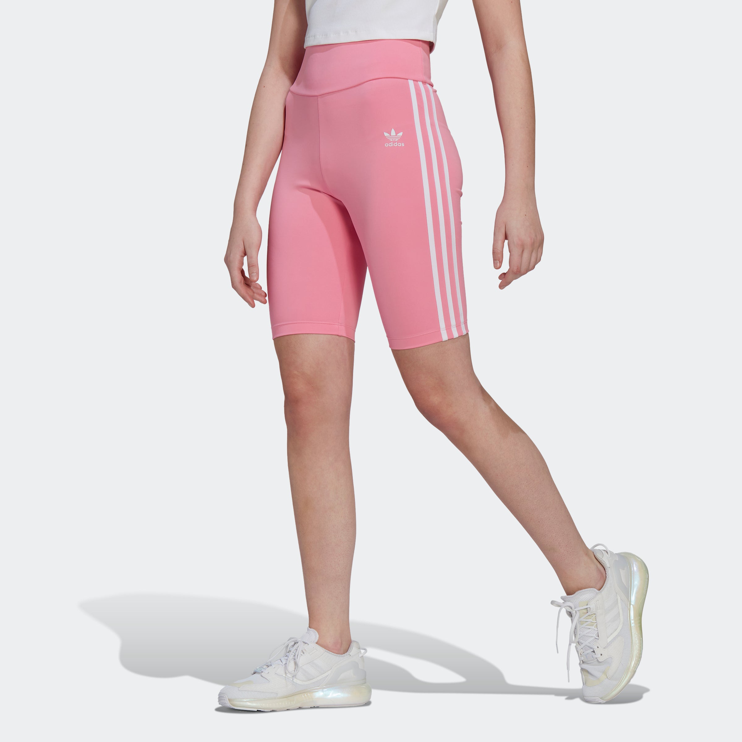 Women's adidas Originals Adicolor Classics Primeblue Biker Shorts Pink