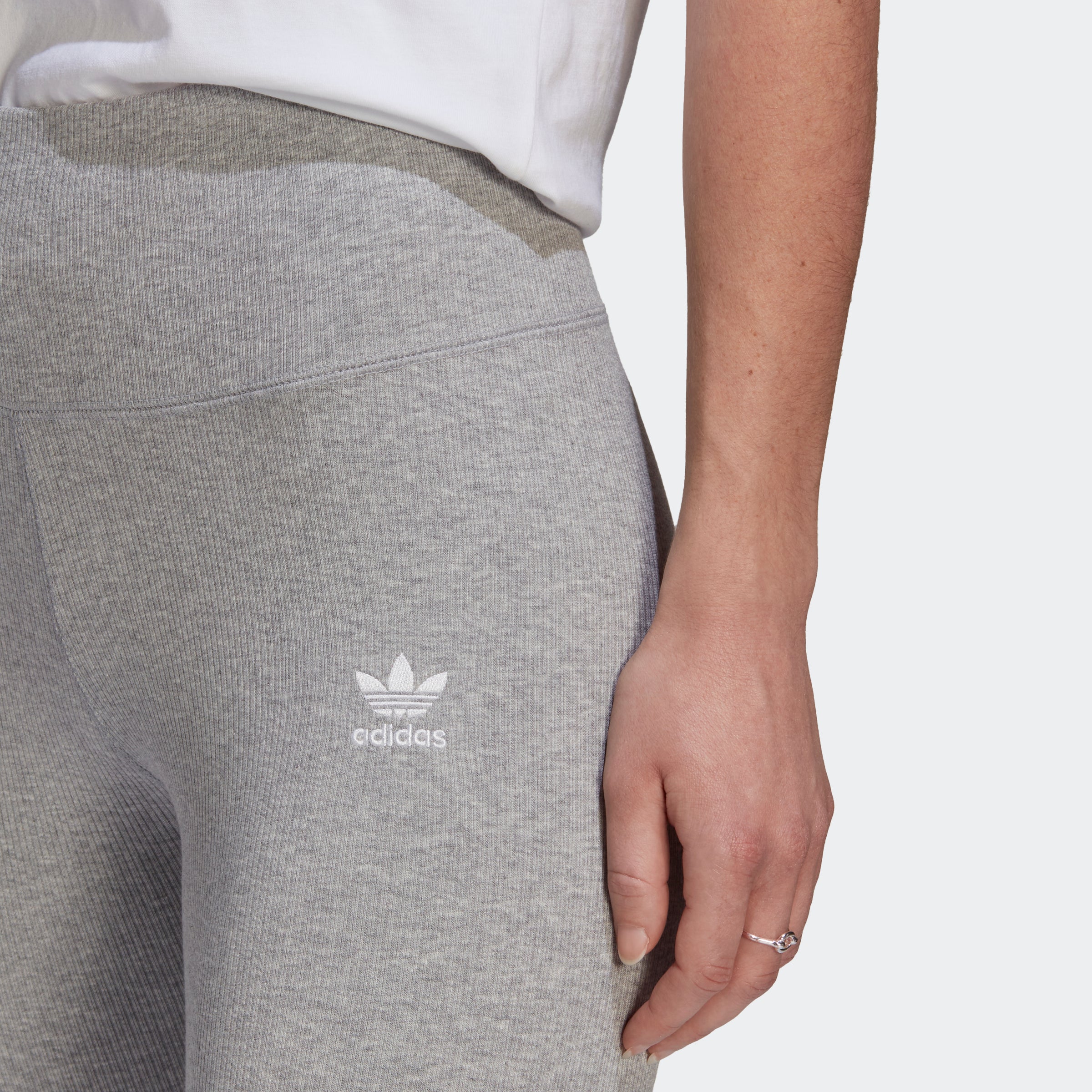 Women's adidas Originals Adicolor Essentials+ Ribbed 7/8 Leggings Grey