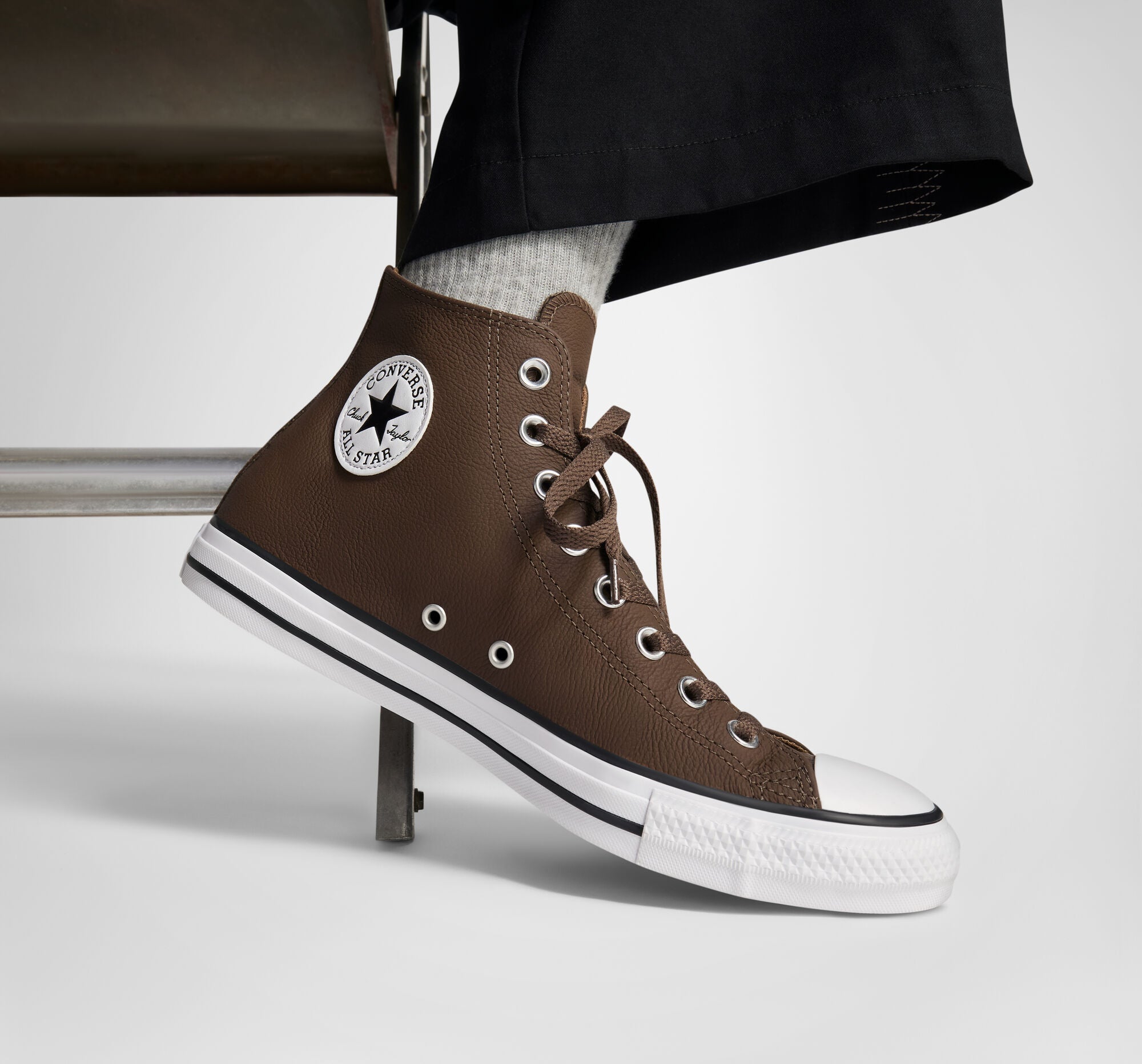Converse Chuck Taylor All Star Hi leather trainers in dark brown