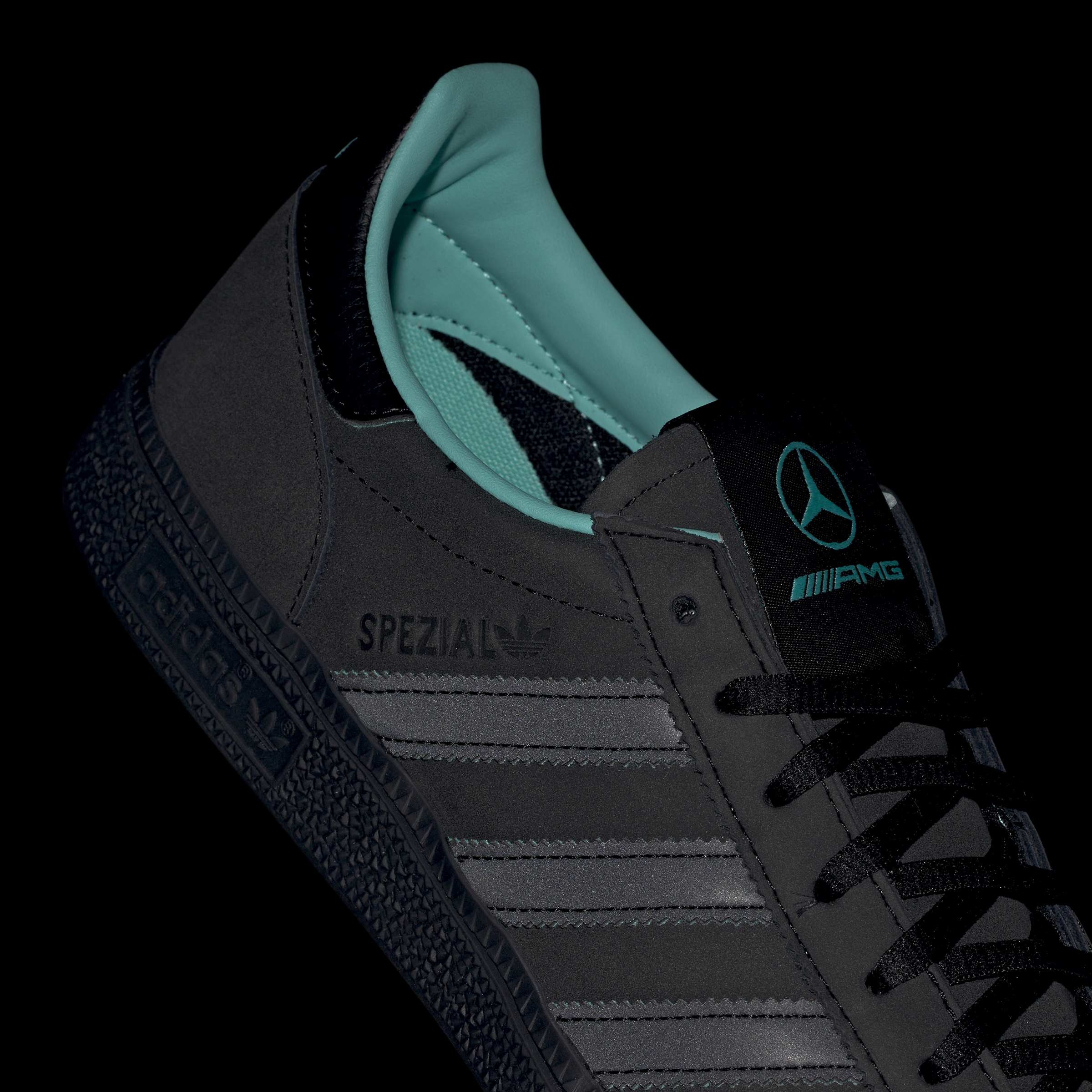 Men's adidas Originals Handball Spezial Shoes | Chicago City Sports