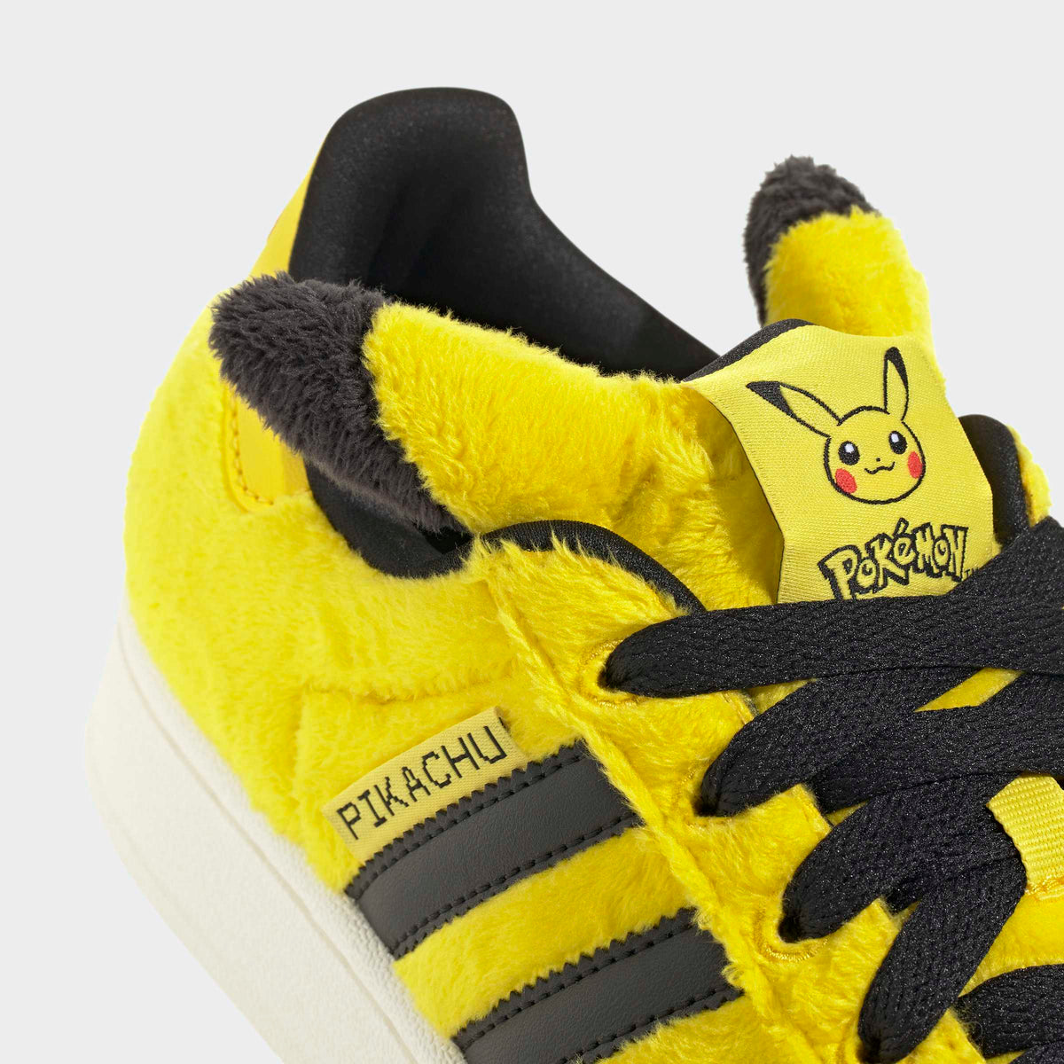 Big Kids adidas Originals Superstar II Shoes Pokémon Pikachu KJ5615