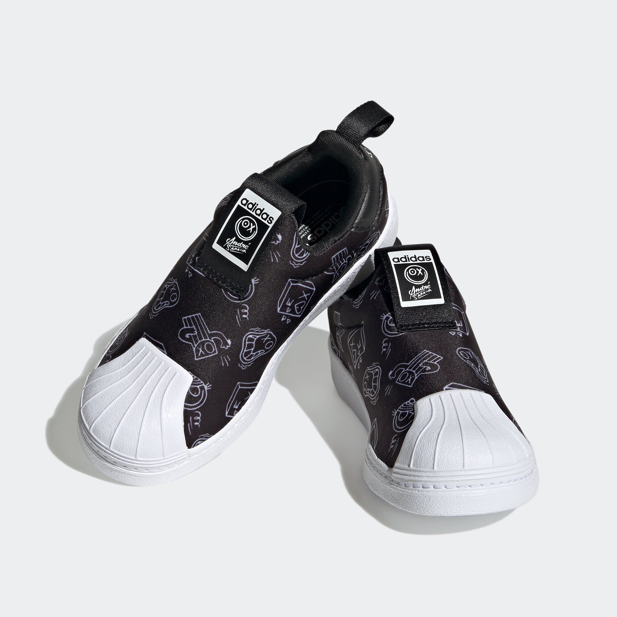 Kids top ANDRÉ SARAIVA X SUPERSTAR LITTLE KID 'LOVE GRAFFITI' Size 3 GZ1754