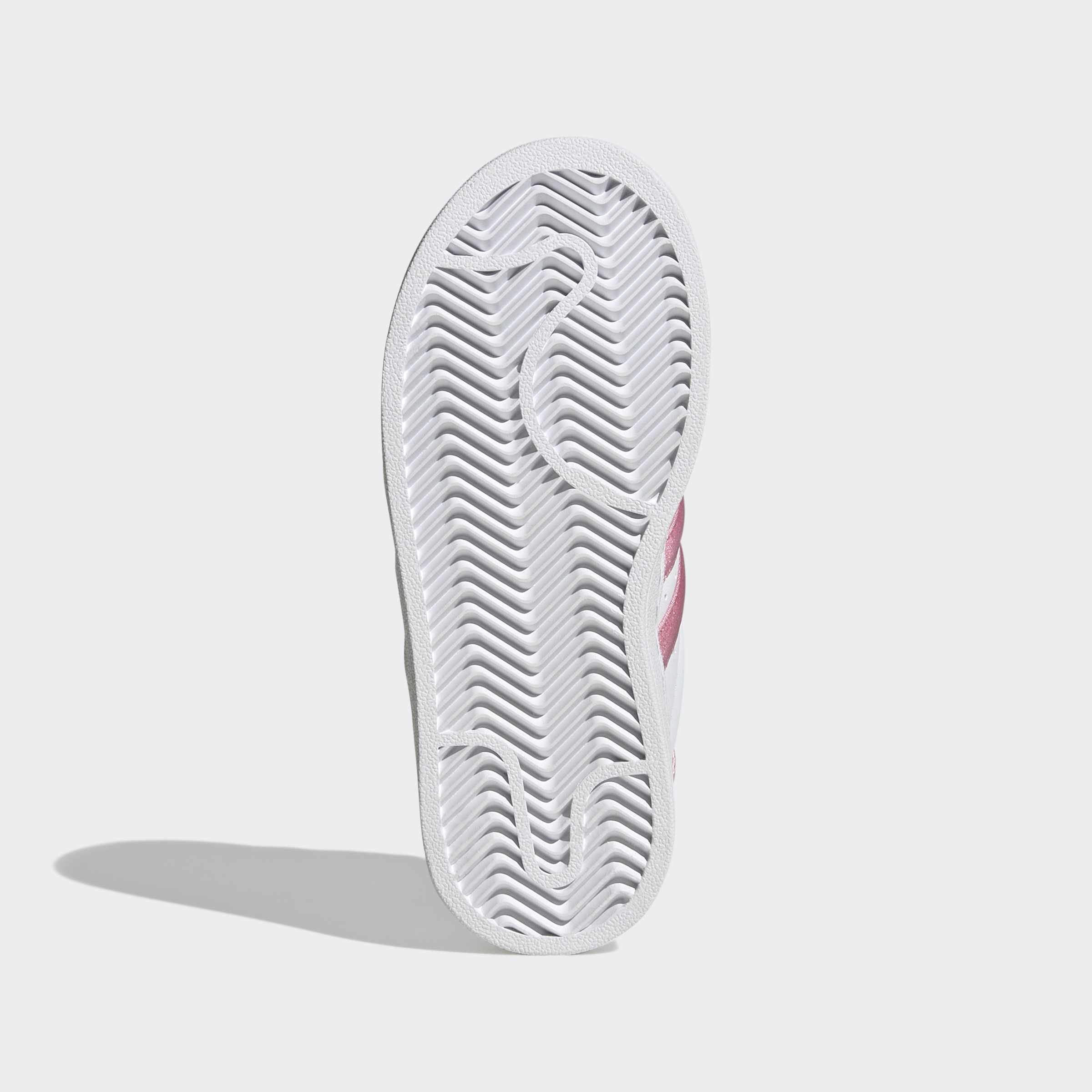 Little Kids adidas Originals Superstar II Comfort Closure Shoes Alice in Wonderland