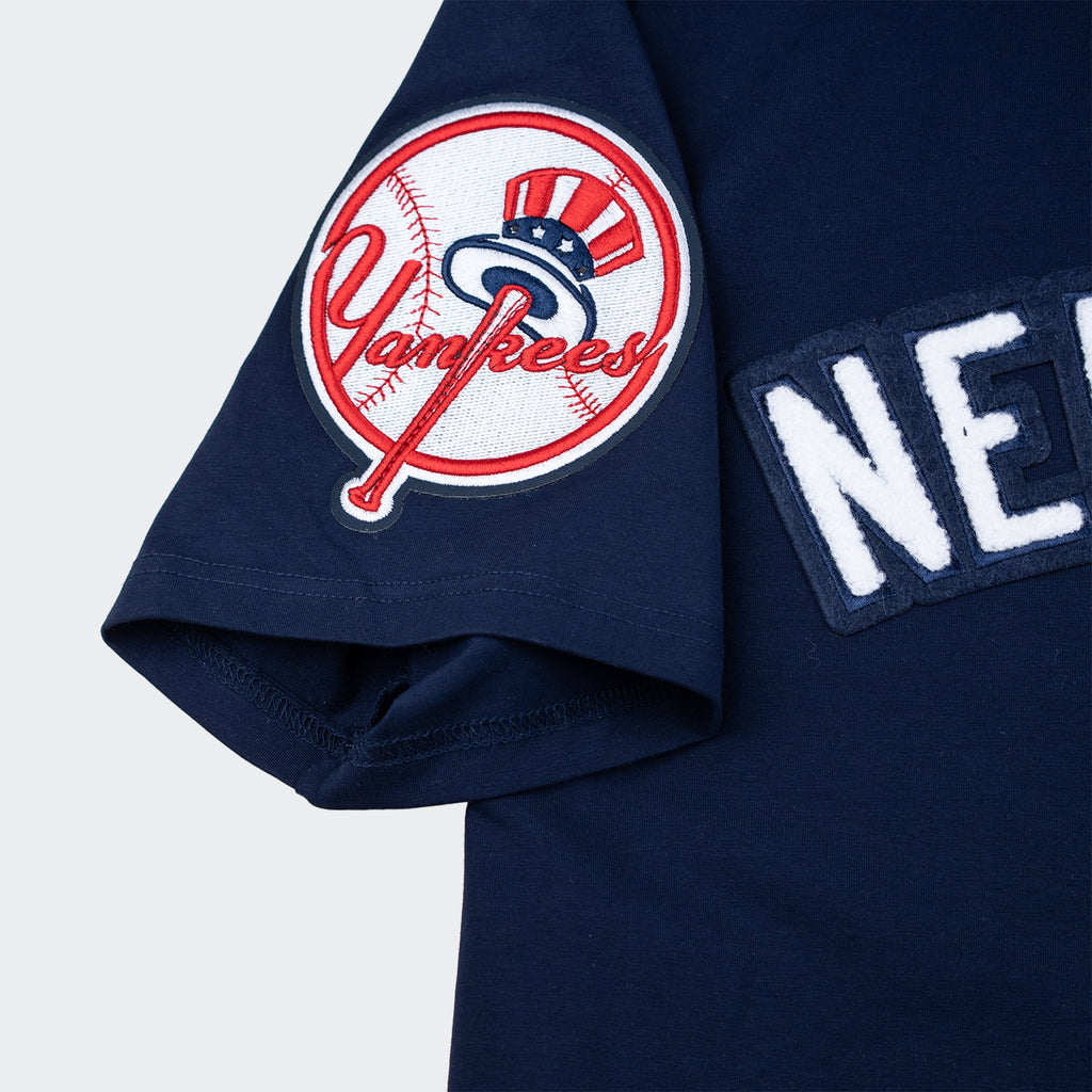 Men's Pro Standard New York Yankees Logo Shirt Navy
