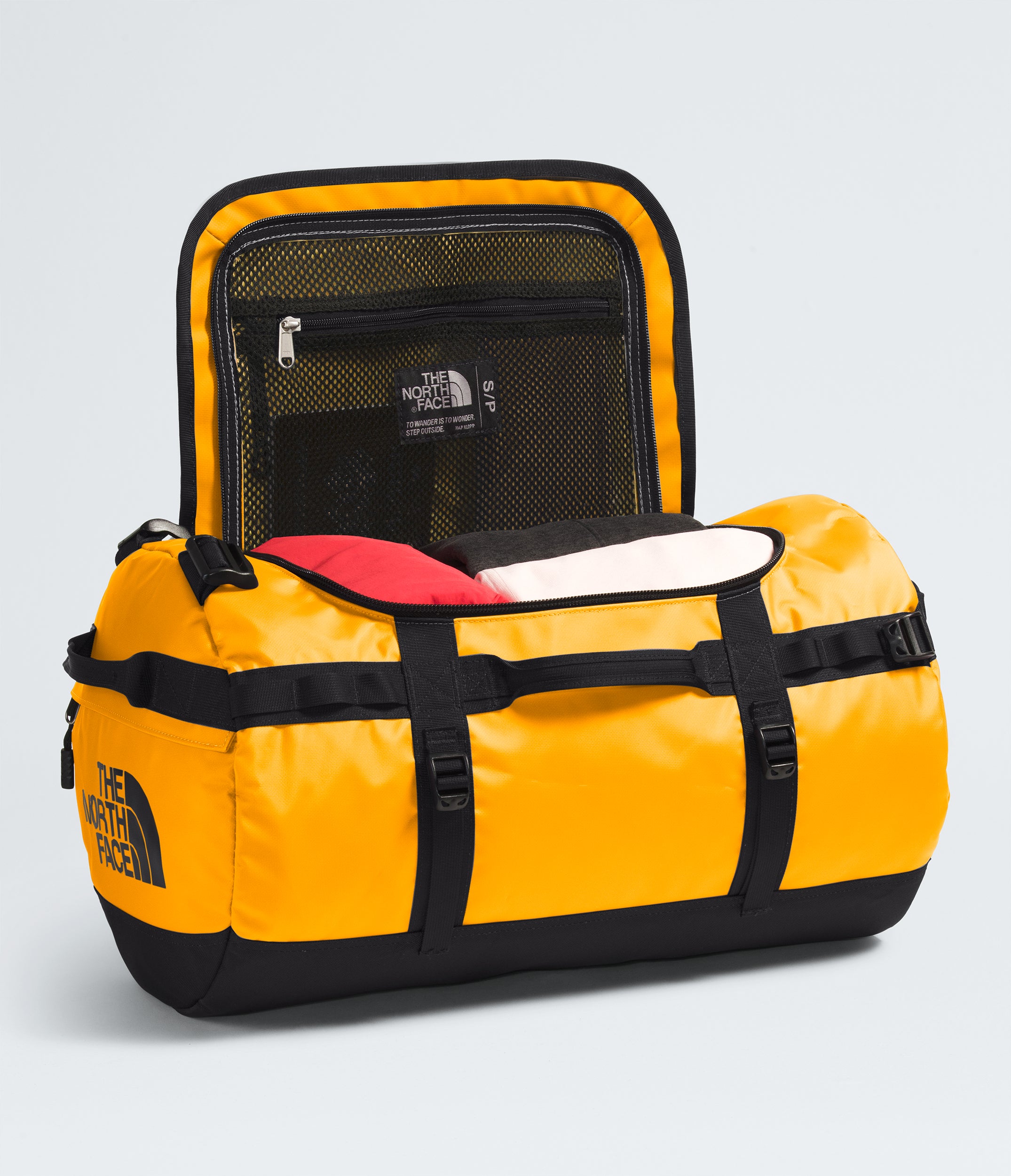 The North Face Base Camp Duffel Bag Summit Gold | Chicago