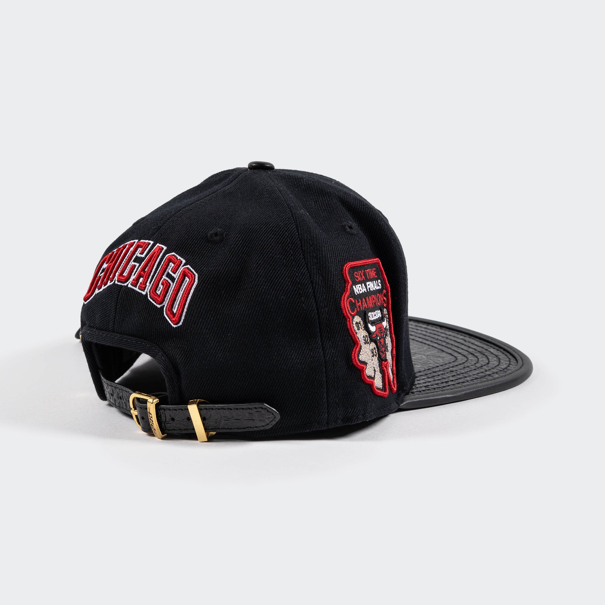 Pro Standard Chicago Bulls Strapback Hat Black | Chicago City Sports