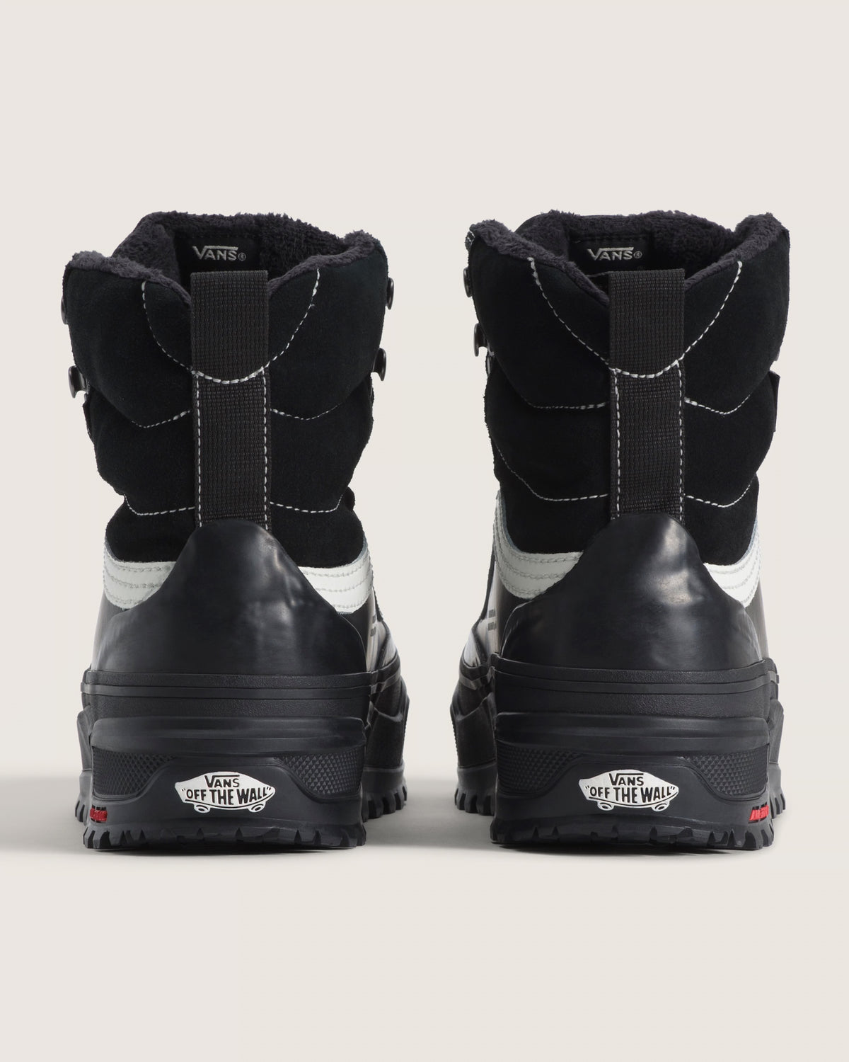 Men's Vans Standard Mid 2.0 Boots Black/White