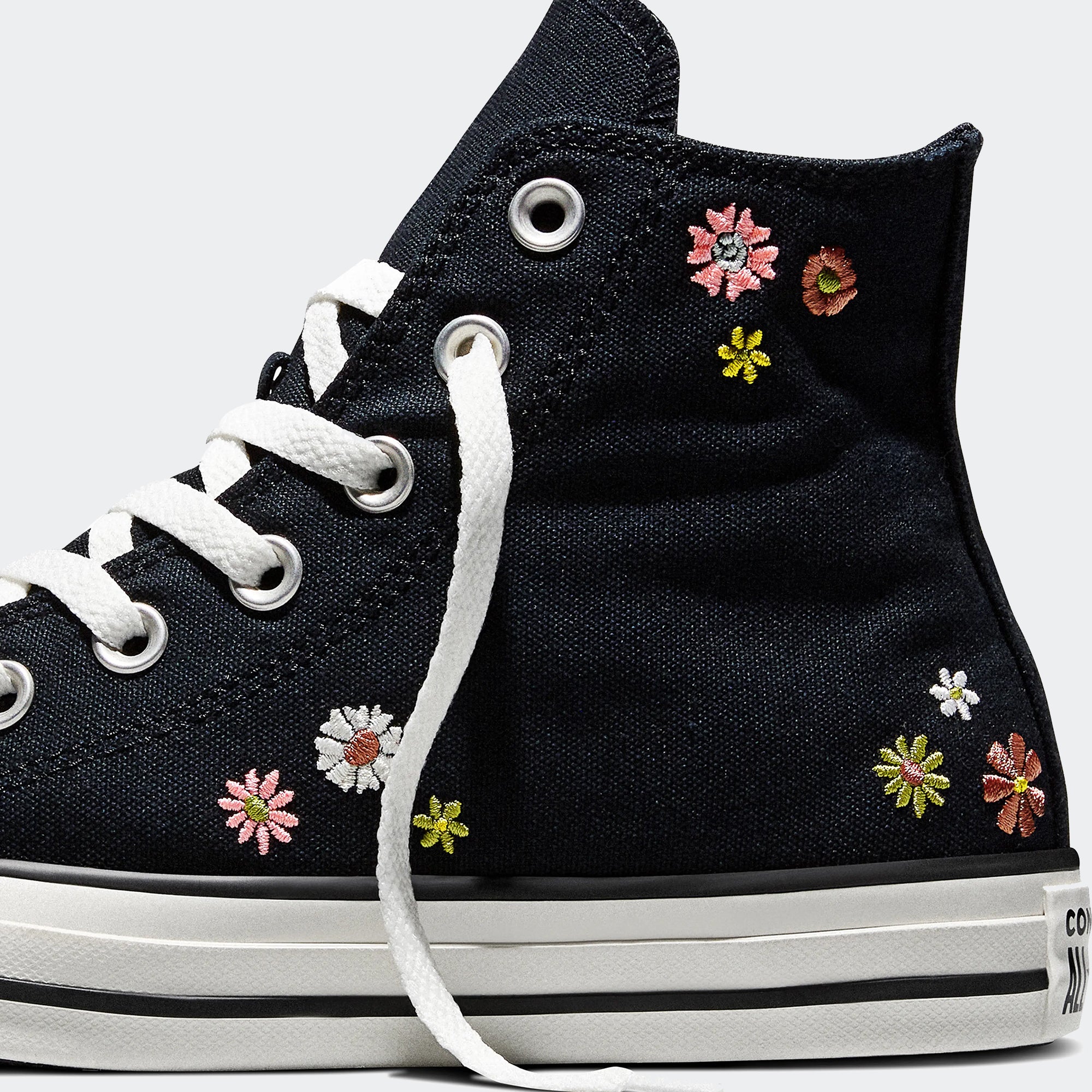 Unisex Converse Chuck Taylor All Star Embroidered Florals Hi Shoes Black