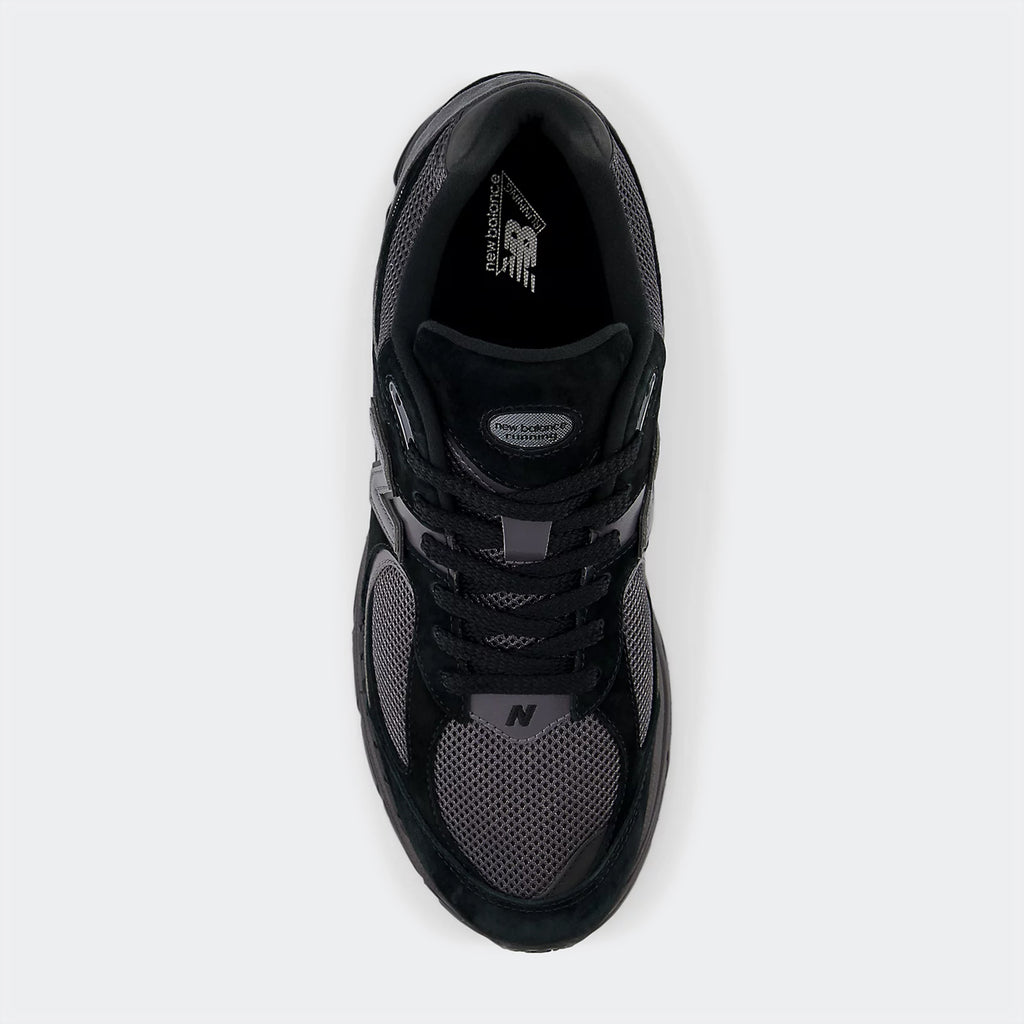 Unisex New Balance 2002R Shoes Black