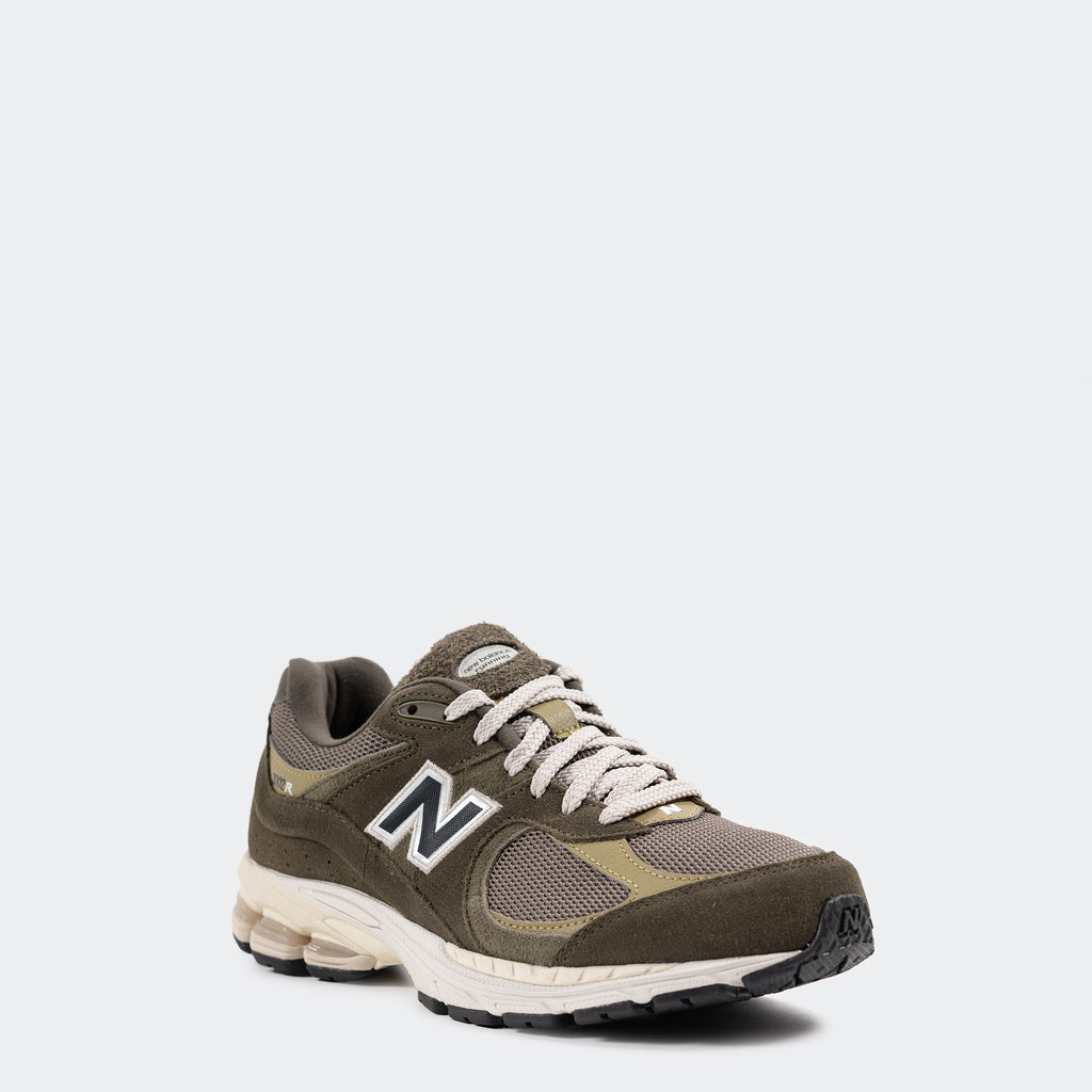 Unisex New Balance 2002R Shoes OIive