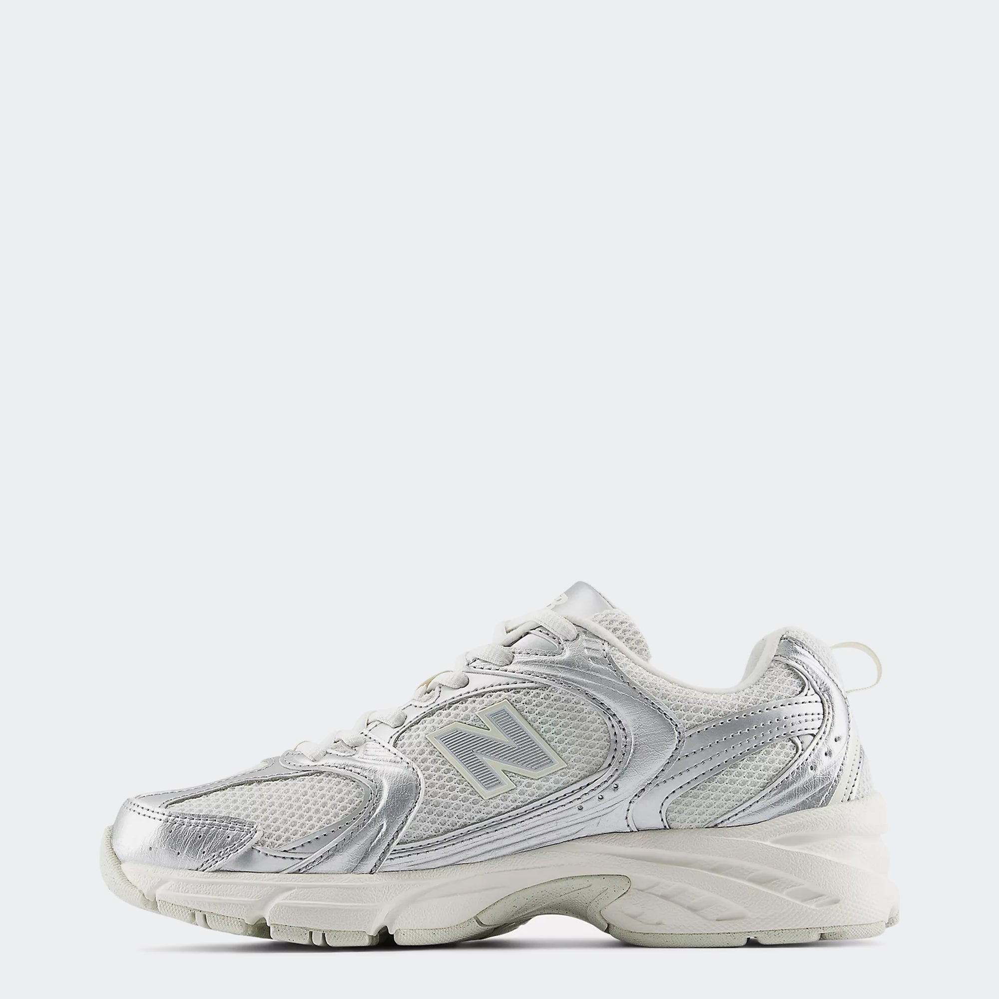 Unisex New Balance 530 Shoes Silver Metallic with Reflection