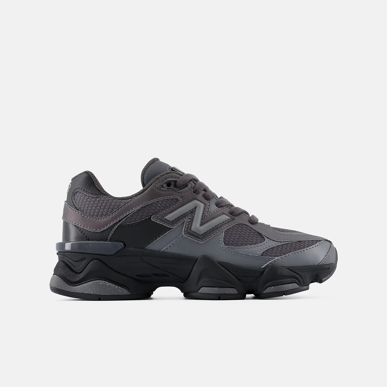 Big Kids New Balance 9060 Shoes Black with Castlerock