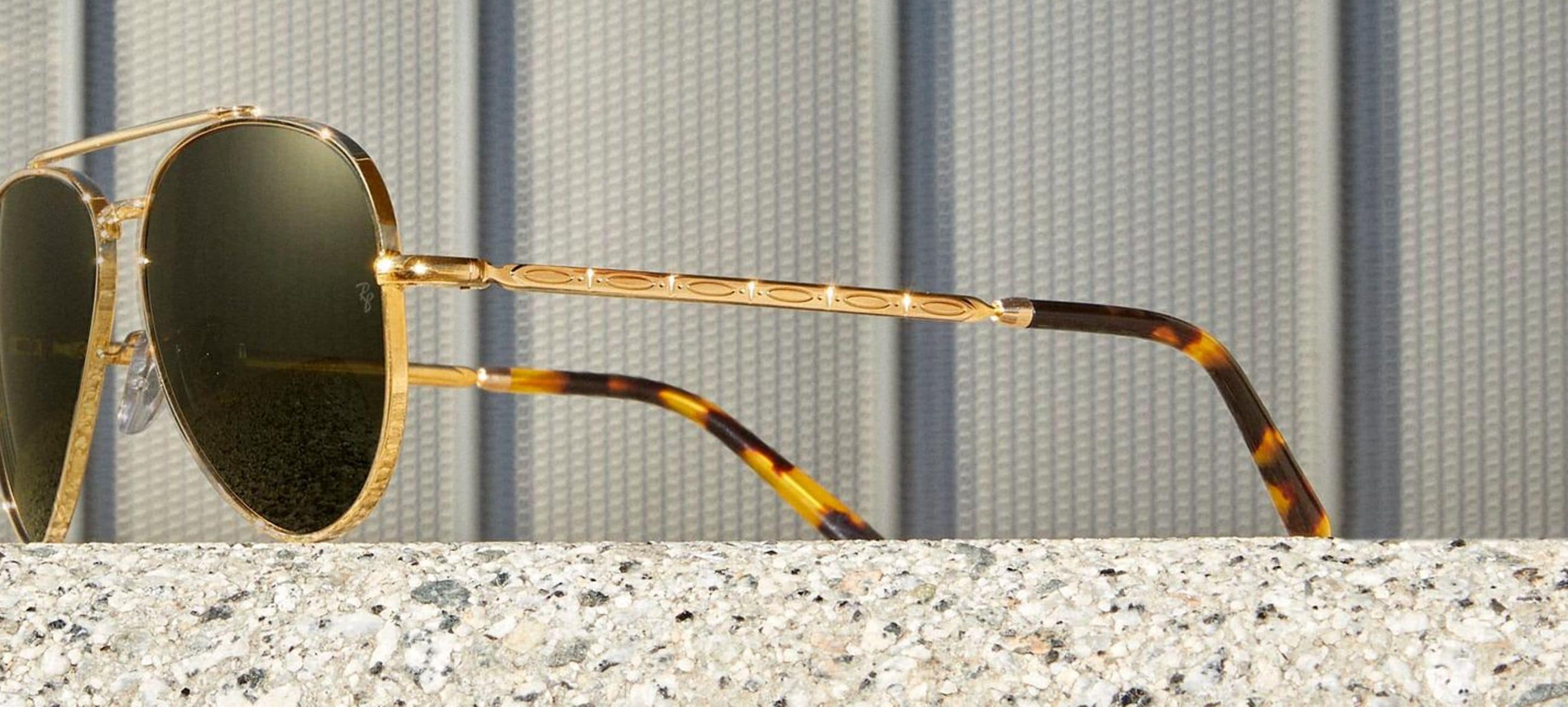 Ray-Ban New Aviator Sunglasses Polished Gold | Chicago City Sports