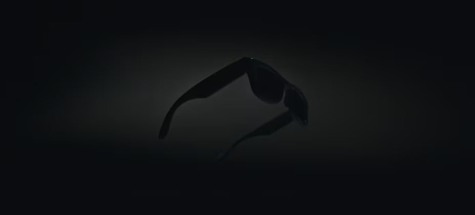 Ray-Ban Wayfarer Puffer Crystal Edition Sunglasses Polished Black & Strass