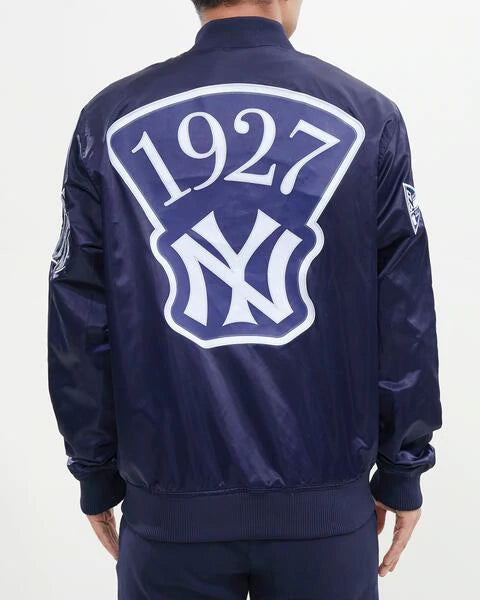 Men’s Pro Standard New York Yankees Satin Jacket Navy