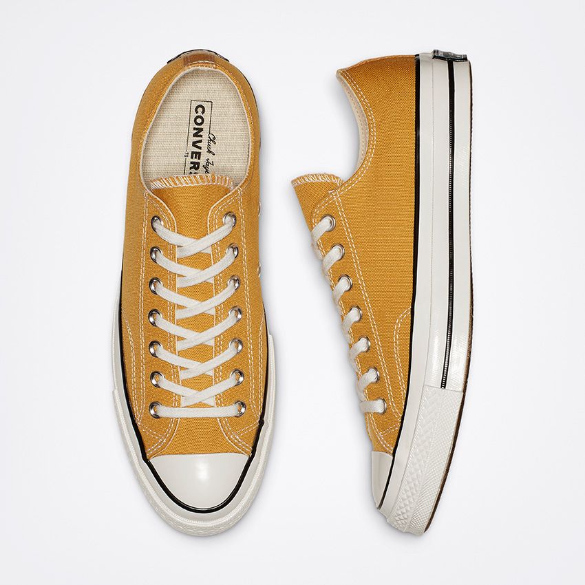 Unisex Converse Chuck 70 Classic Low Top Shoes Yellow
