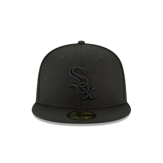 New Era Chicago White Sox Blackout Basic 59FIFTY Fitted