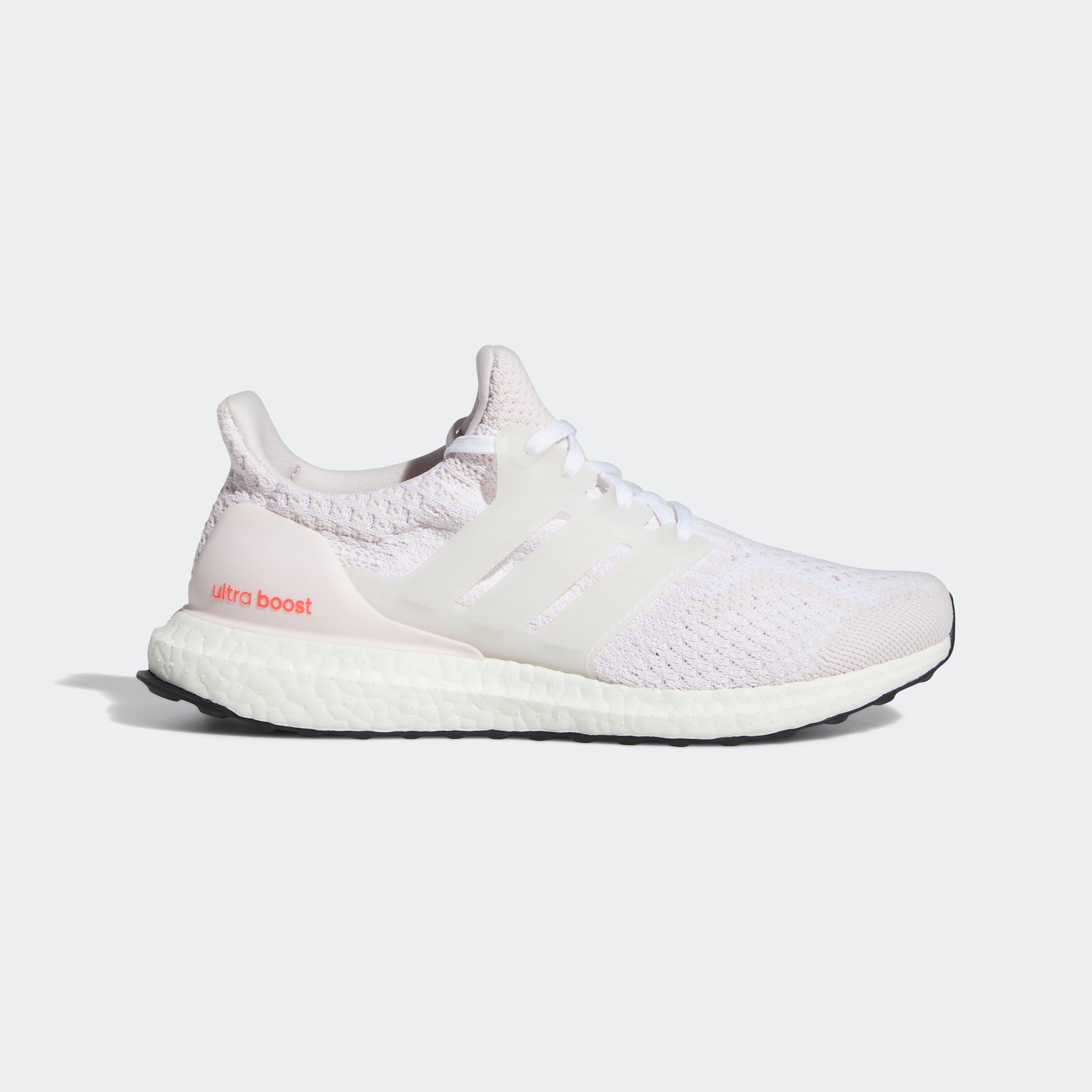 Sz 8 new women's Adidas Ultra boost 5.0 DNA outlet