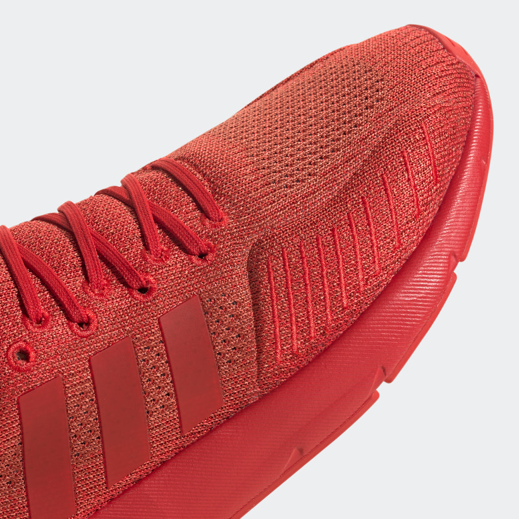 Men's adidas Originals Swift Run 22 Shoes Red