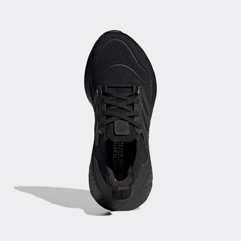 Kids' adidas Running Ultraboost 22 Shoes Triple Black