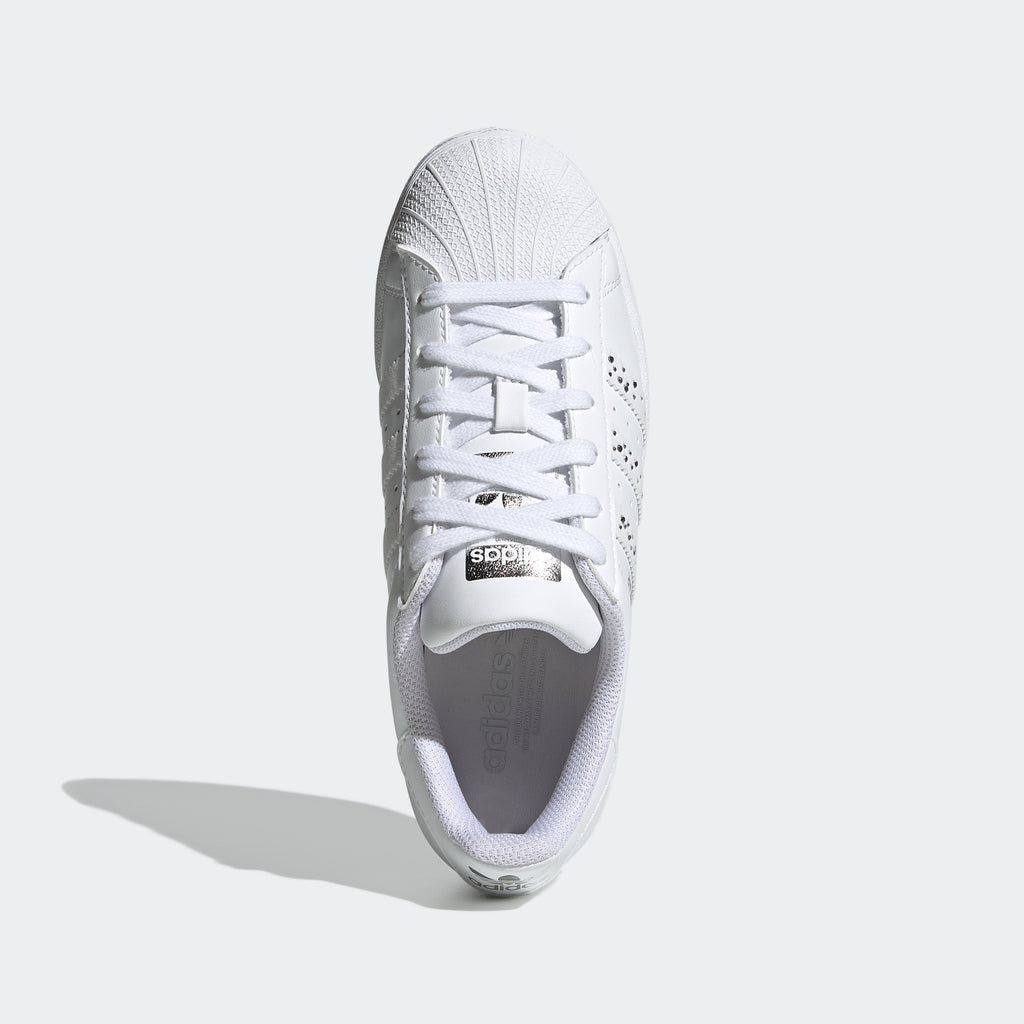 Kids’ adidas Originals Superstar Shoes White Shimmer