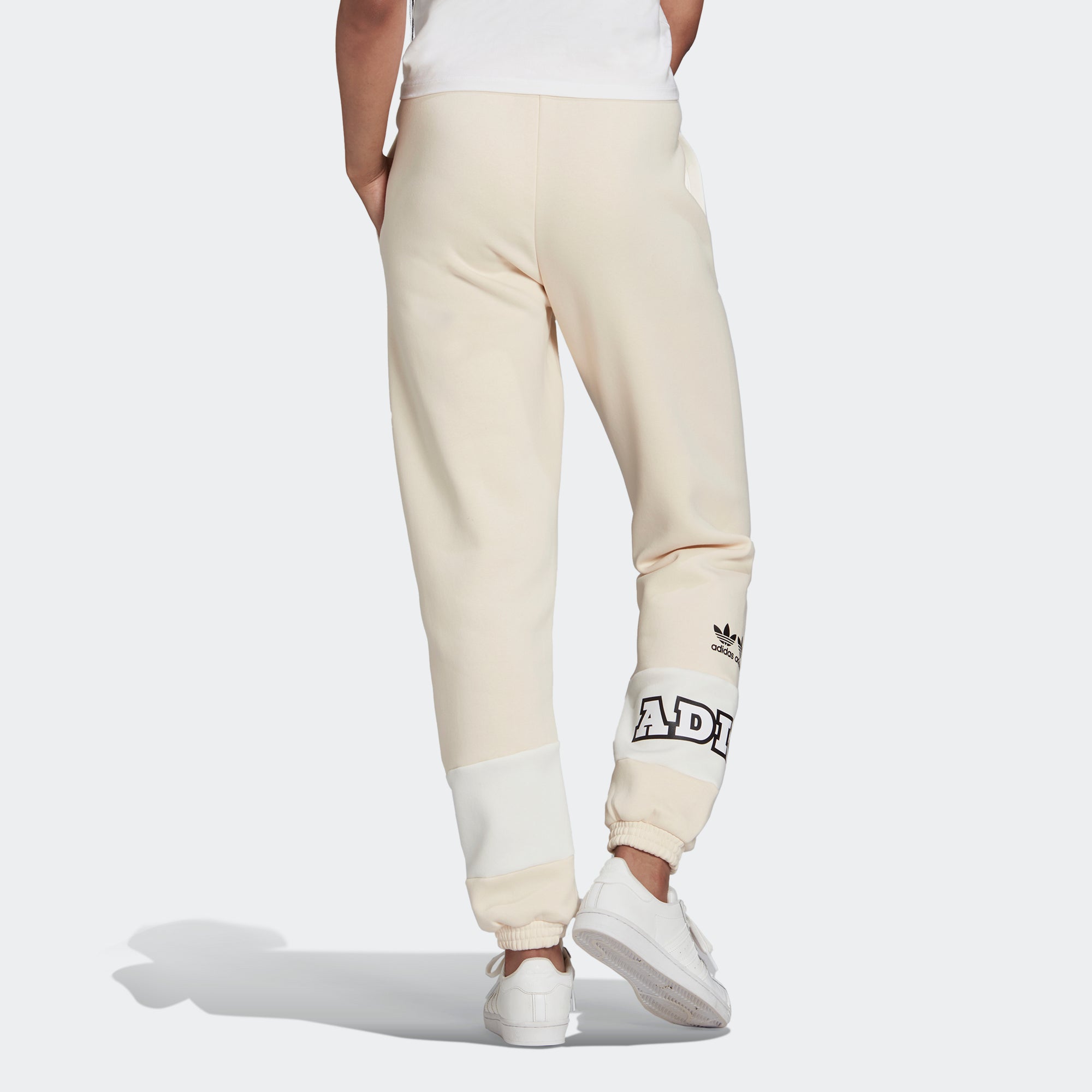 Women's adidas Logo Play Cuff Pants White H20449 | Chicago City Sports