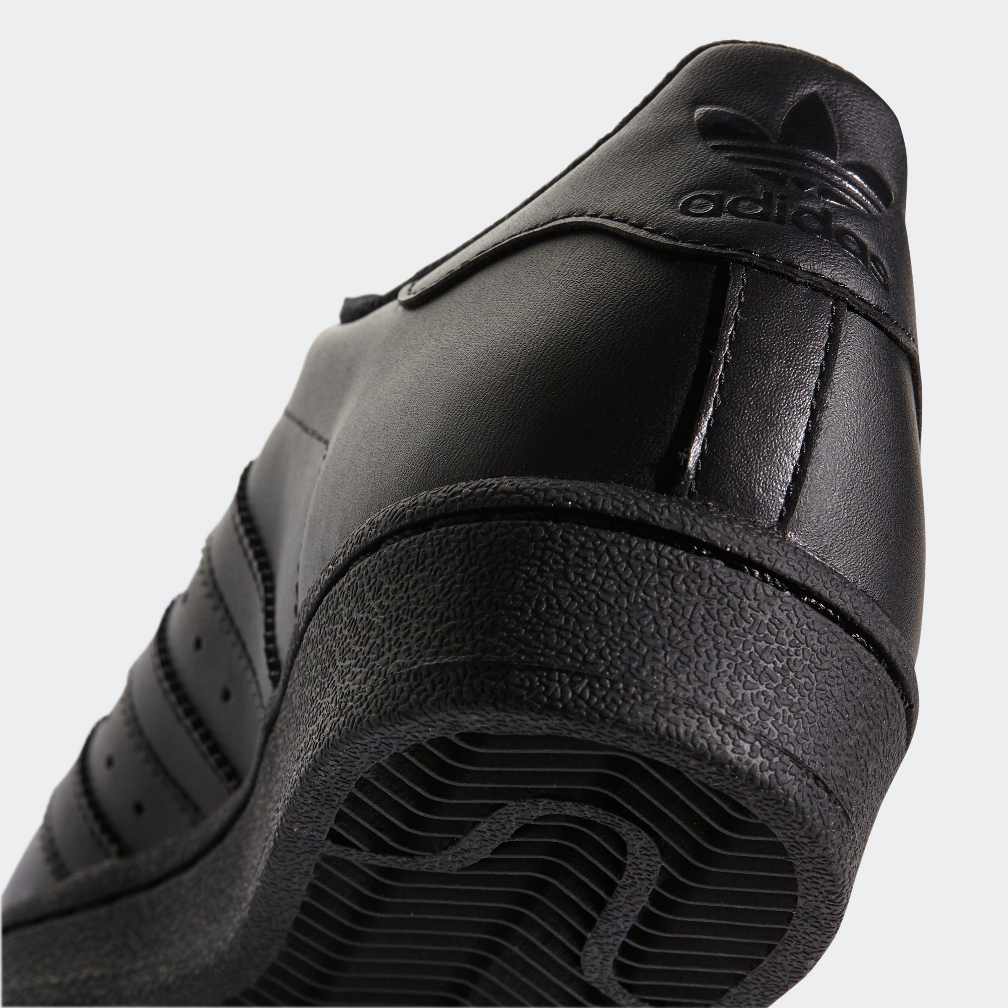 Måske mulighed Jo da adidas Superstar Foundation Shoes Triple Black | Chicago City Sports