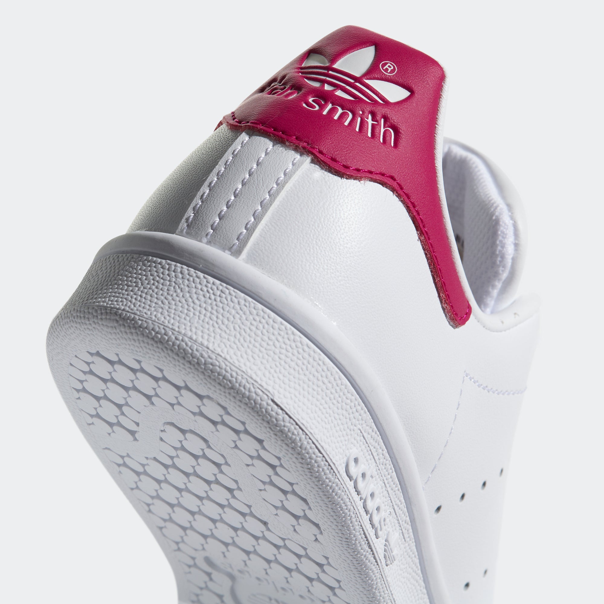 Sports City Stan Smith B32703 Shoes Bold White Chicago Pink adidas |
