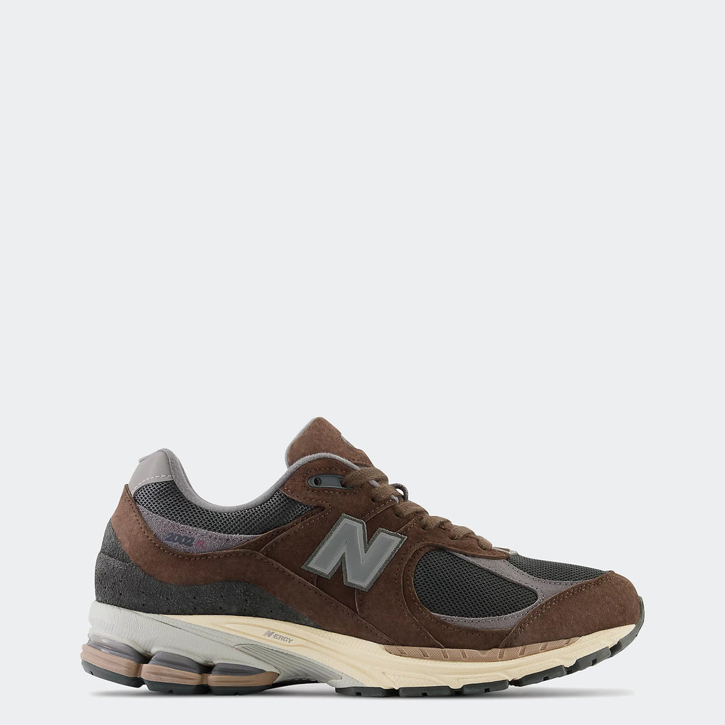 Unisex New Balance 2002R Shoes Rich Earth