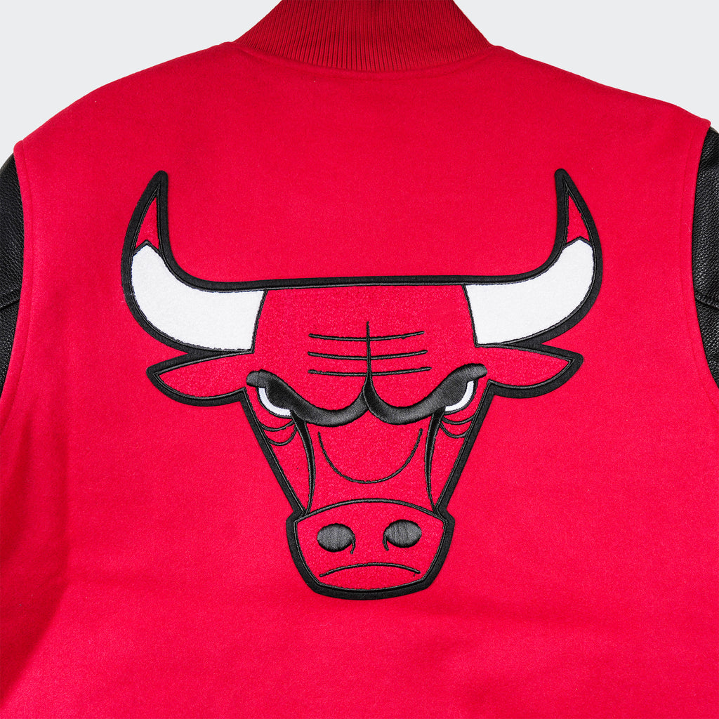 Men’s Pro Standard Chicago Bulls Varsity Jacket Red