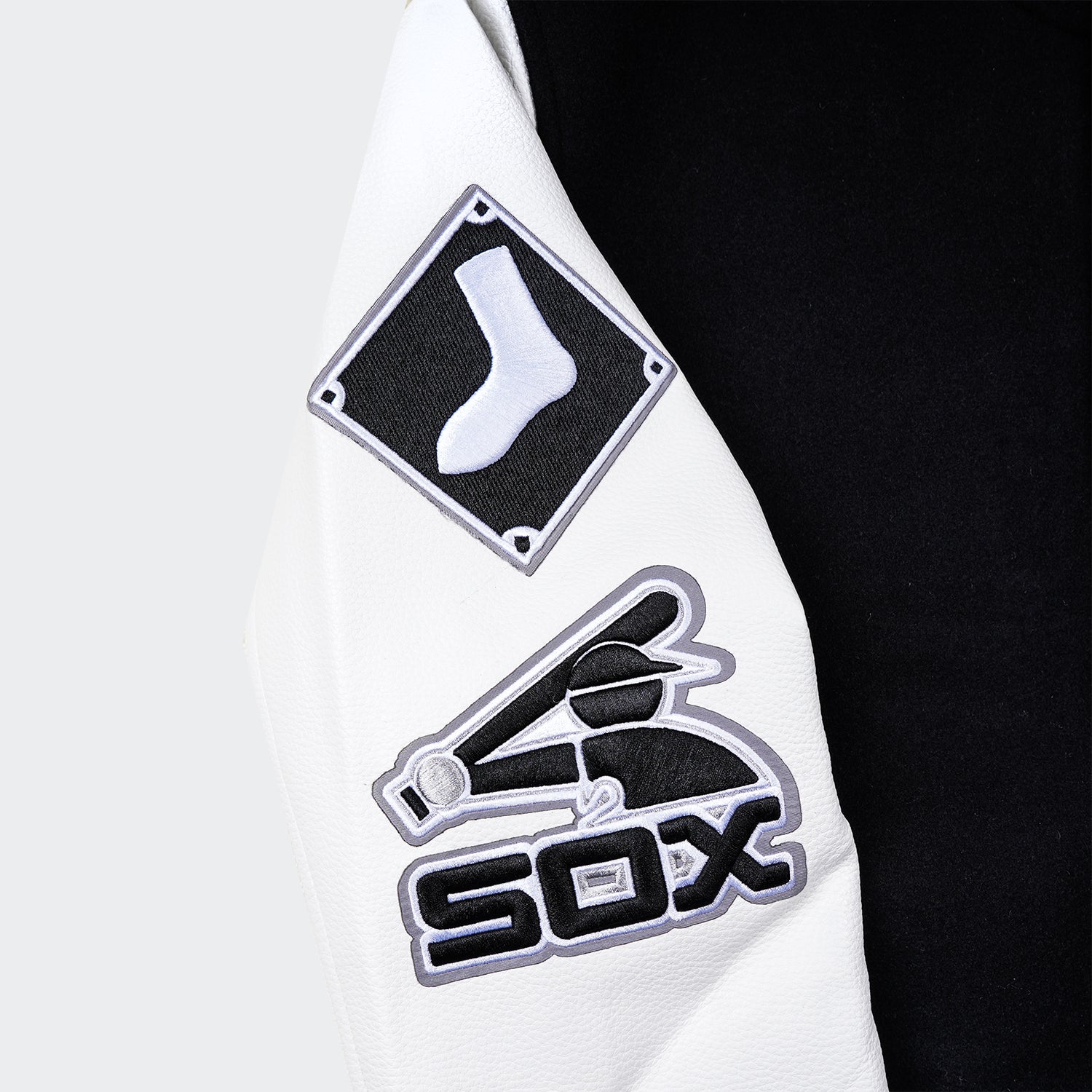 CHICAGO WHITE SOX MASH UP SATIN JACKET (BLACK) – Pro Standard