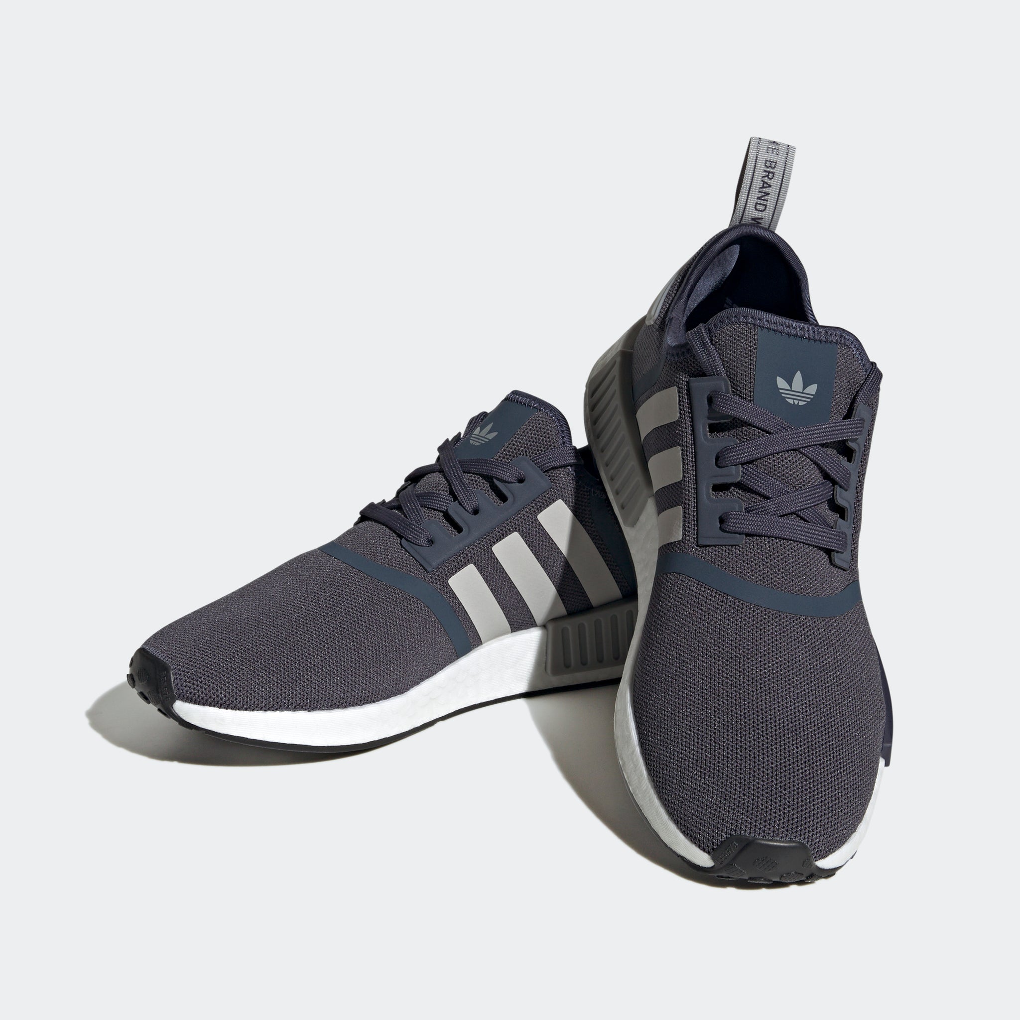 Men's nmd runner r1 casual shoes navy 2025